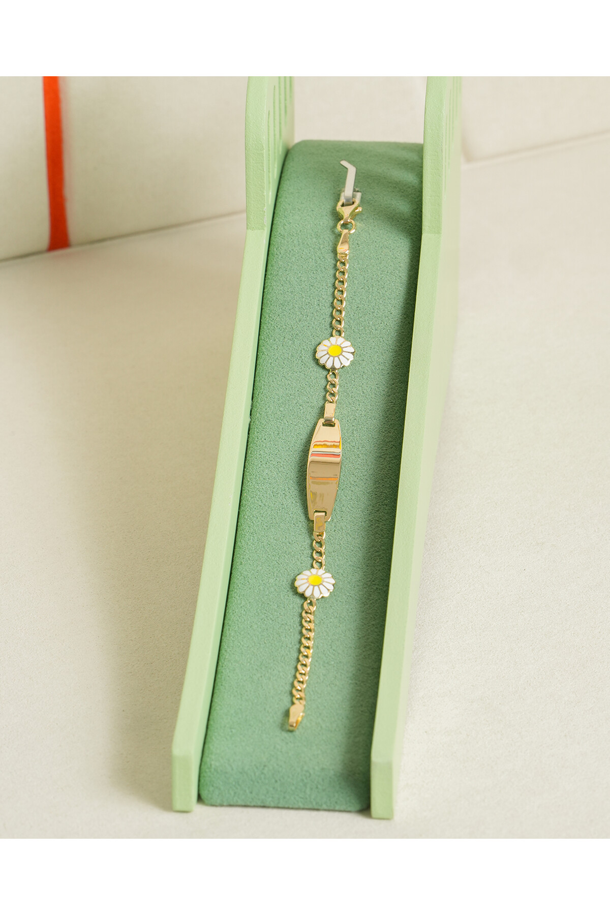 14 Ayar Altın Papatya Figürlü Künye