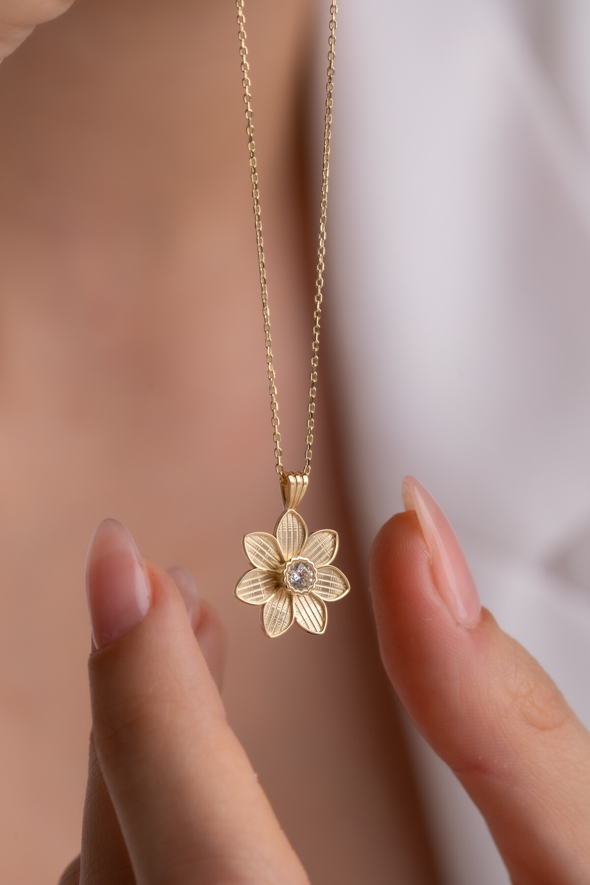 14 Ayar Altın Papatya Kolye