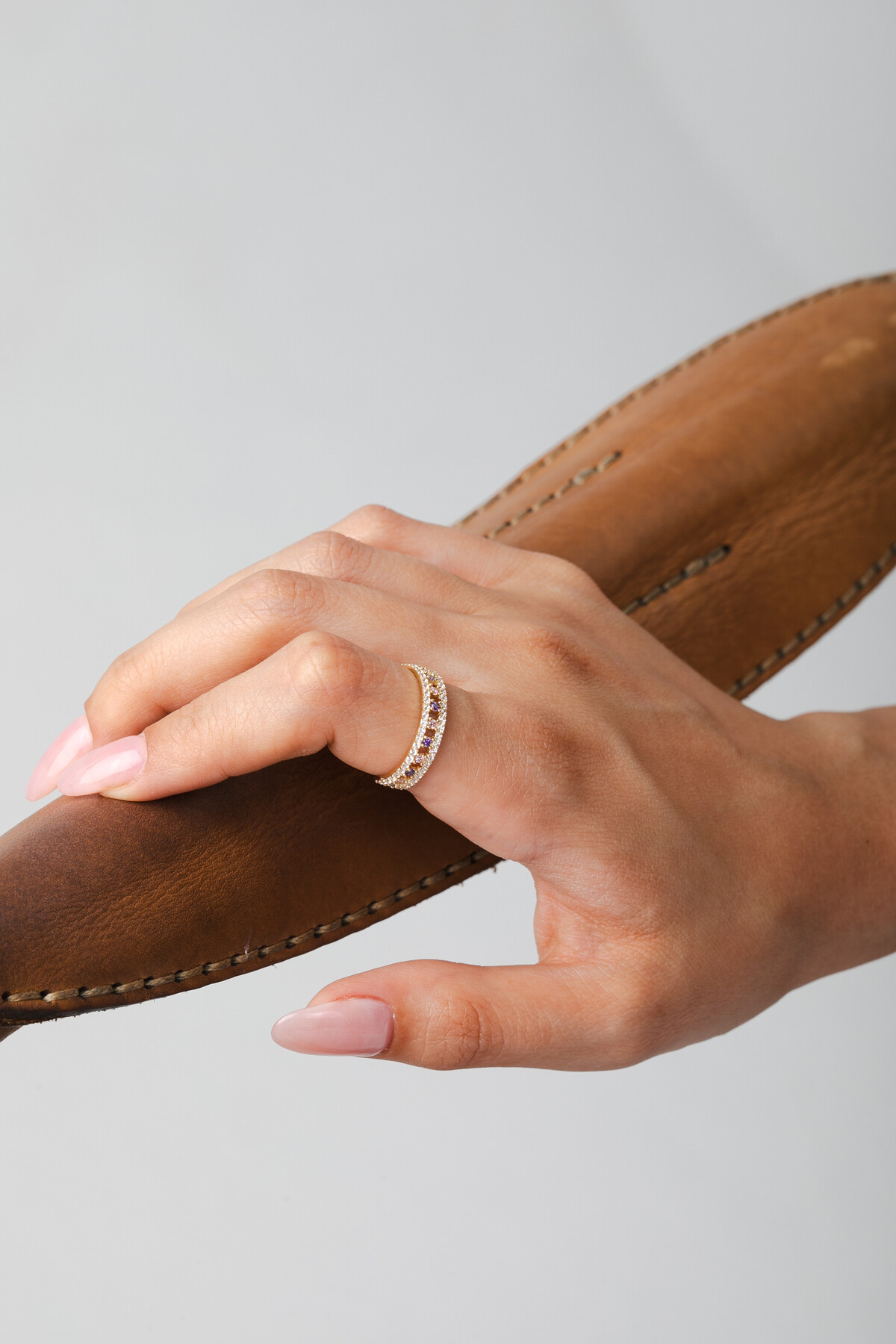 14 Ayar Altın Renkli Taşlı Altın Yüzük