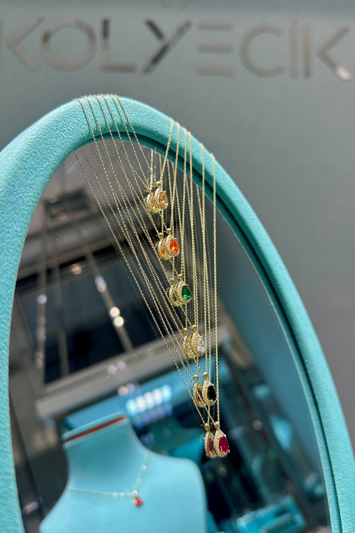 14 Ayar Altın Şampanya Damla Taş Kolye