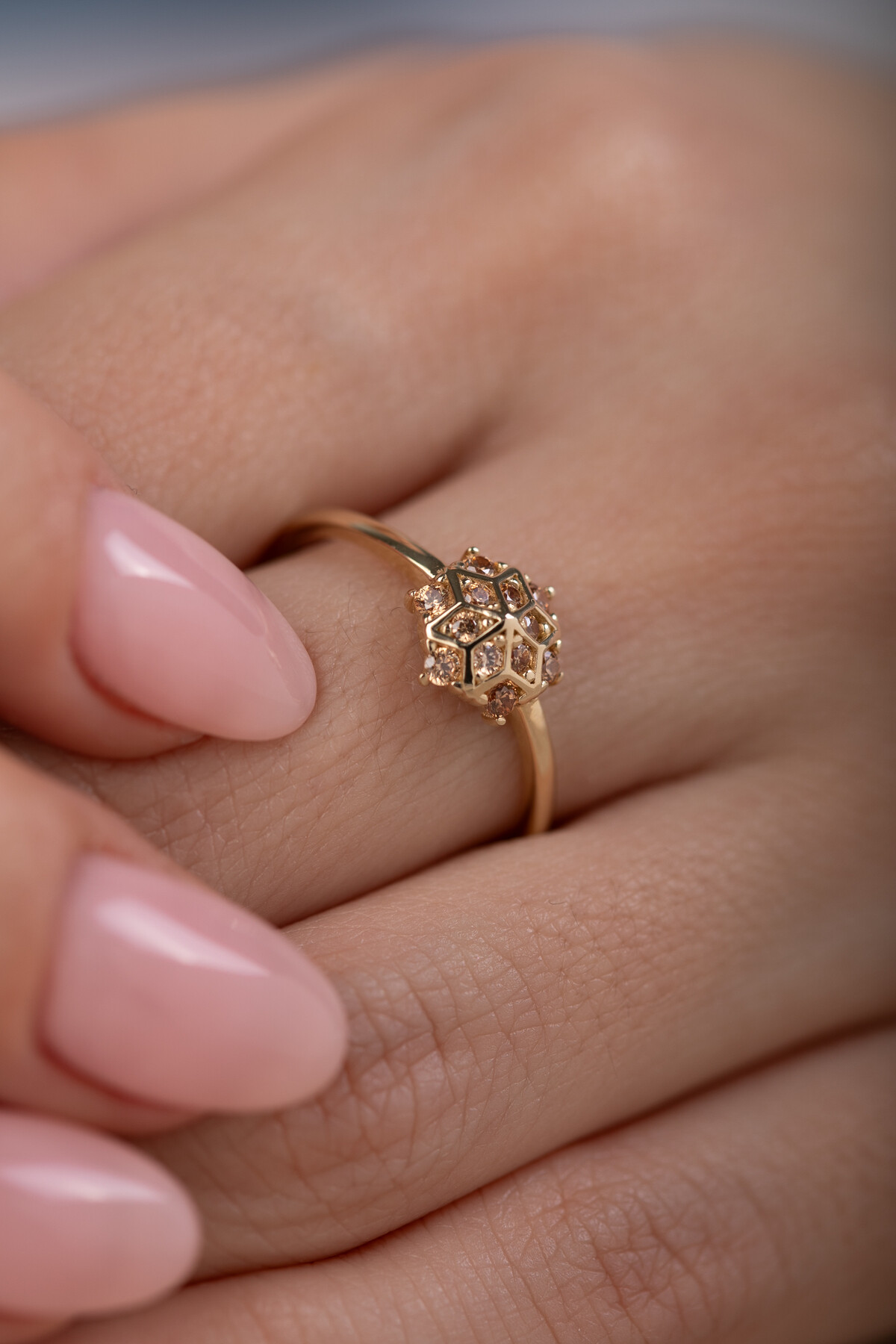 14 Ayar Altın Şampanya Taş Yüzük 