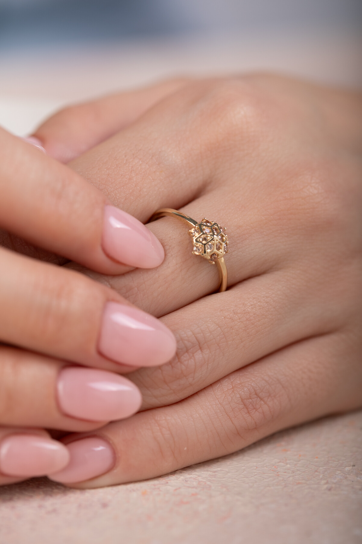 14 Ayar Altın Şampanya Taş Yüzük 