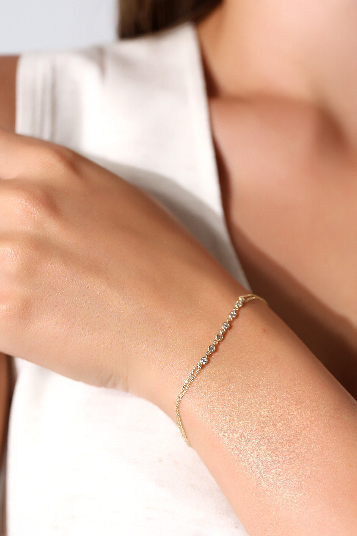 14 Ayar Altın Sıralı Taş Bileklik