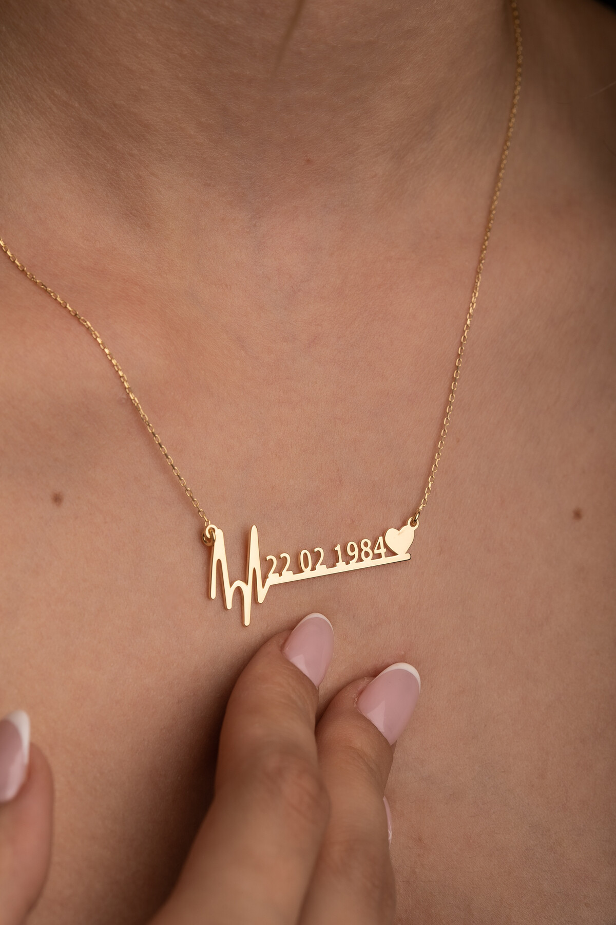 14 Ayar Altın Tarih Yazılı Kolye