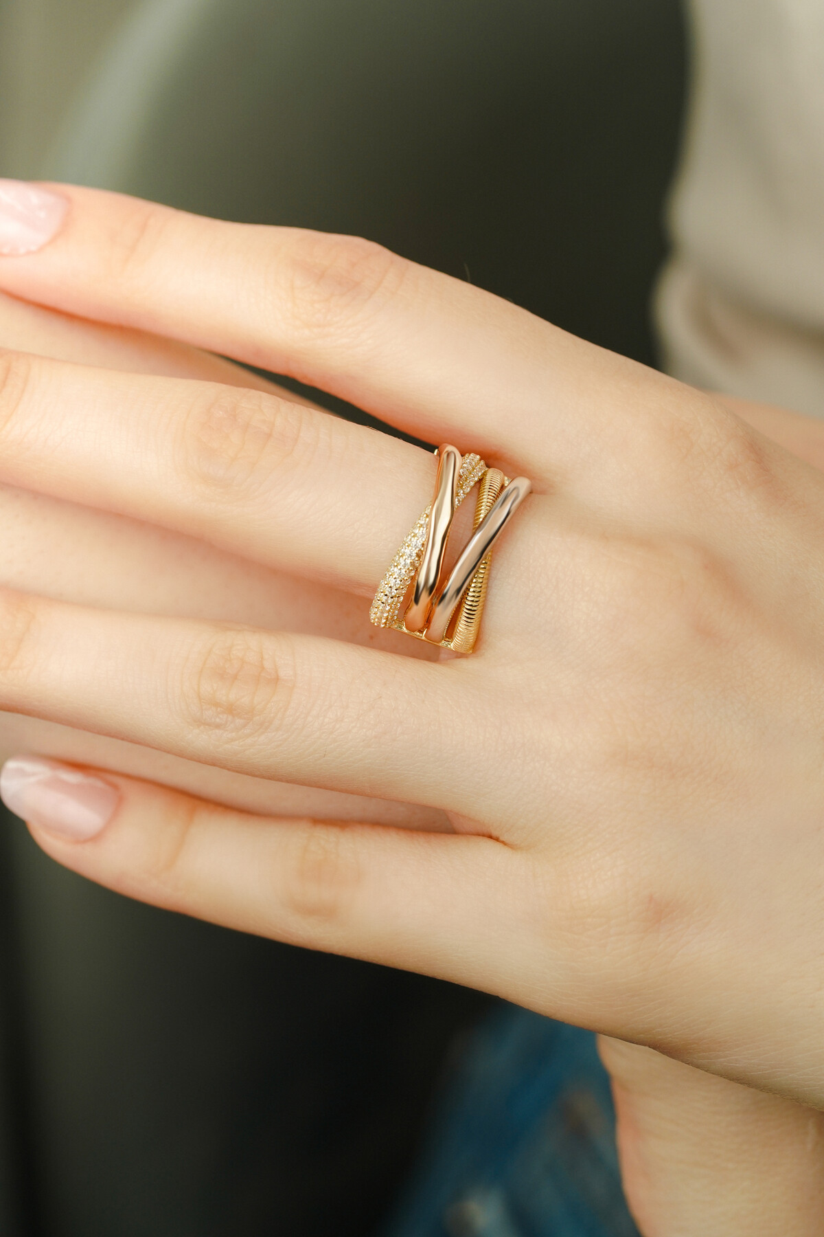 14 Ayar Altın Taşlı 3 Renk Yüzük