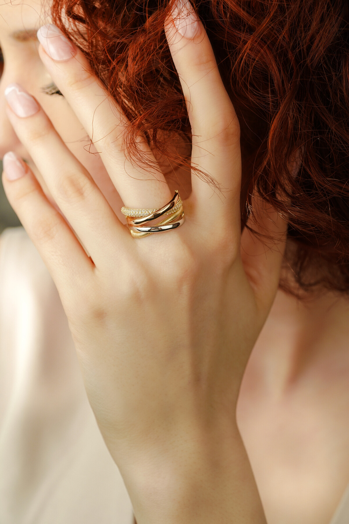 14 Ayar Altın Taşlı 3 Renk Yüzük