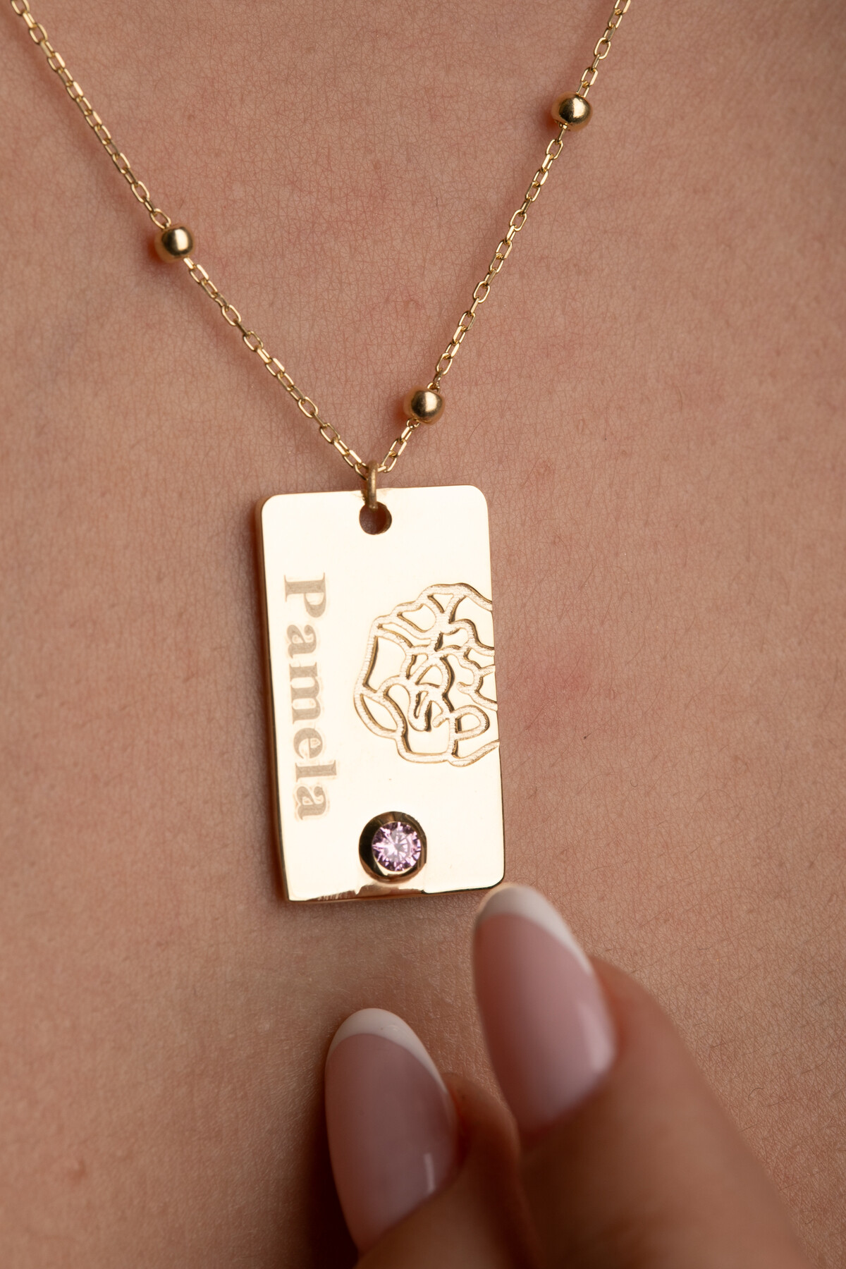 14 Ayar Altın Taşlı Doğum Çiçeği Kolye