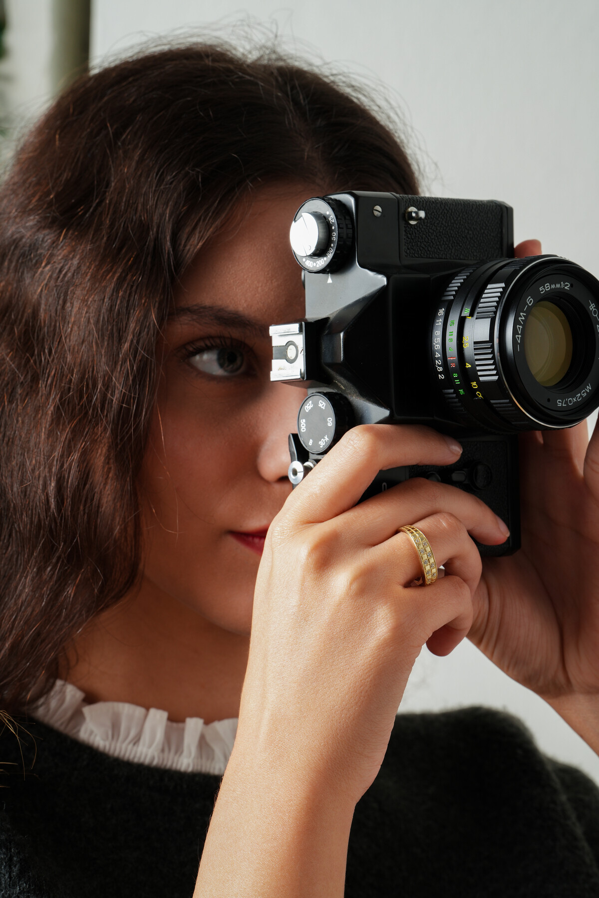 14 Ayar Altın Taşlı Yüzük