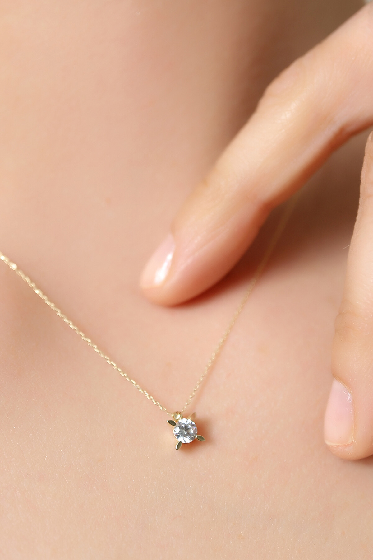 14 Ayar Altın Tektaş Kolye