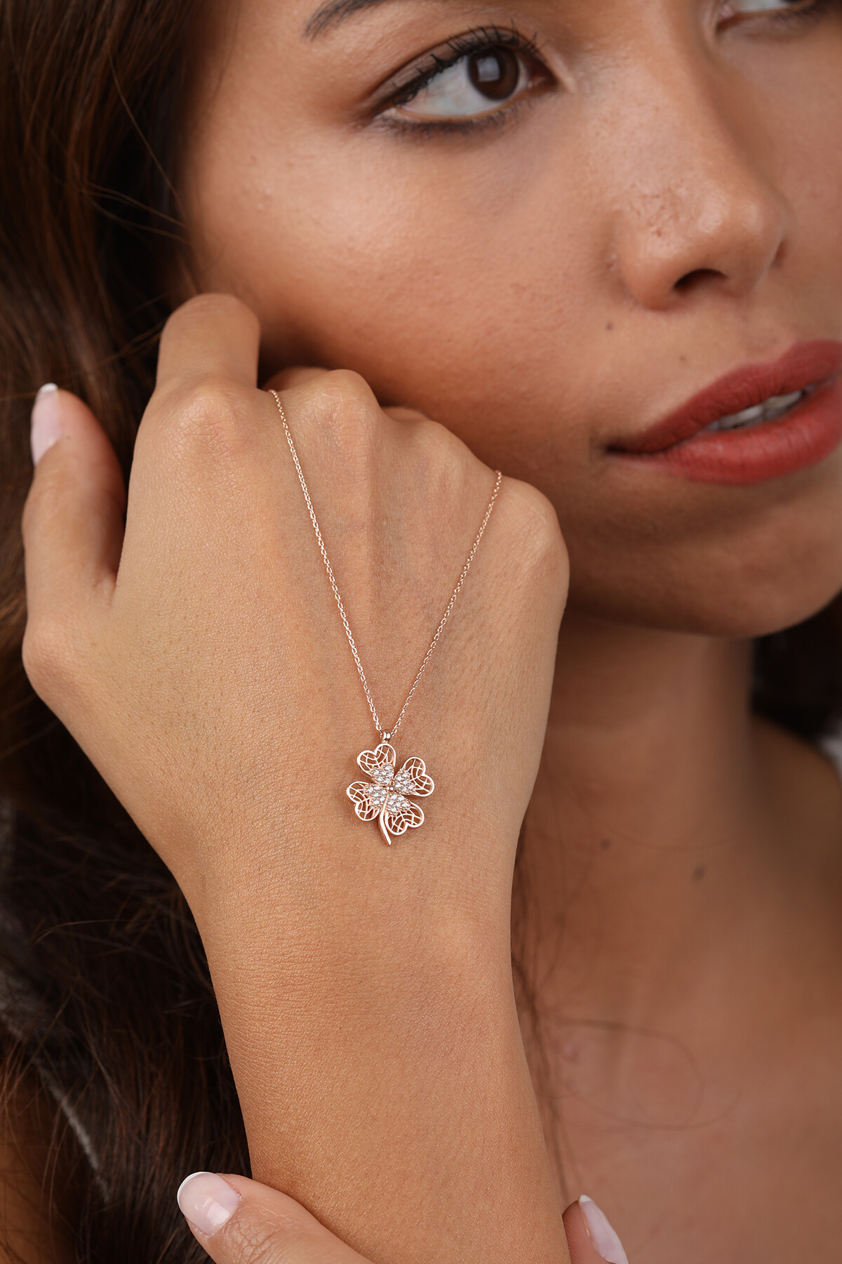 14 Ayar Altın Telkari Kalpli Yonca Kolye