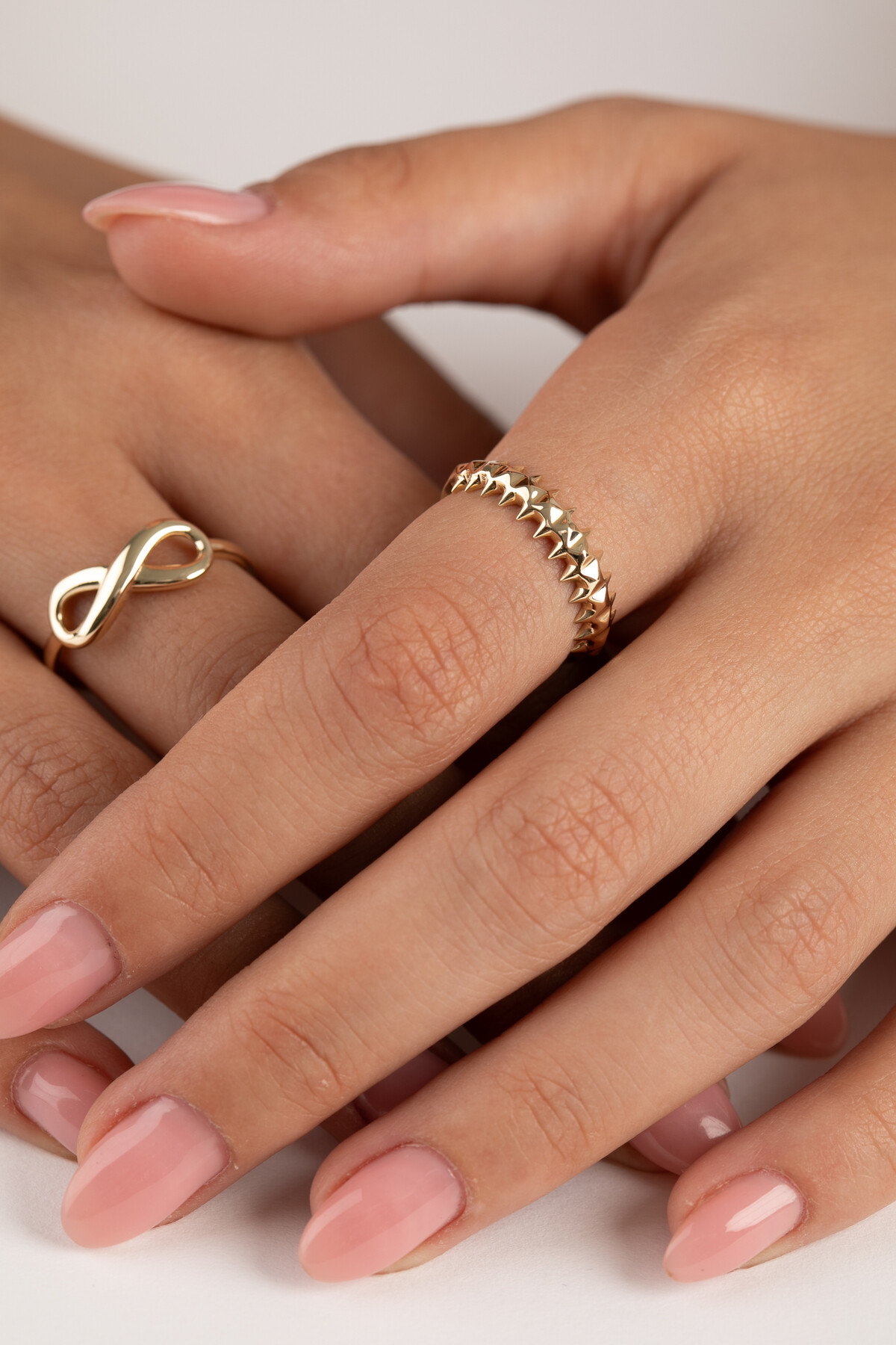 14 Ayar Altın Trend Yüzük