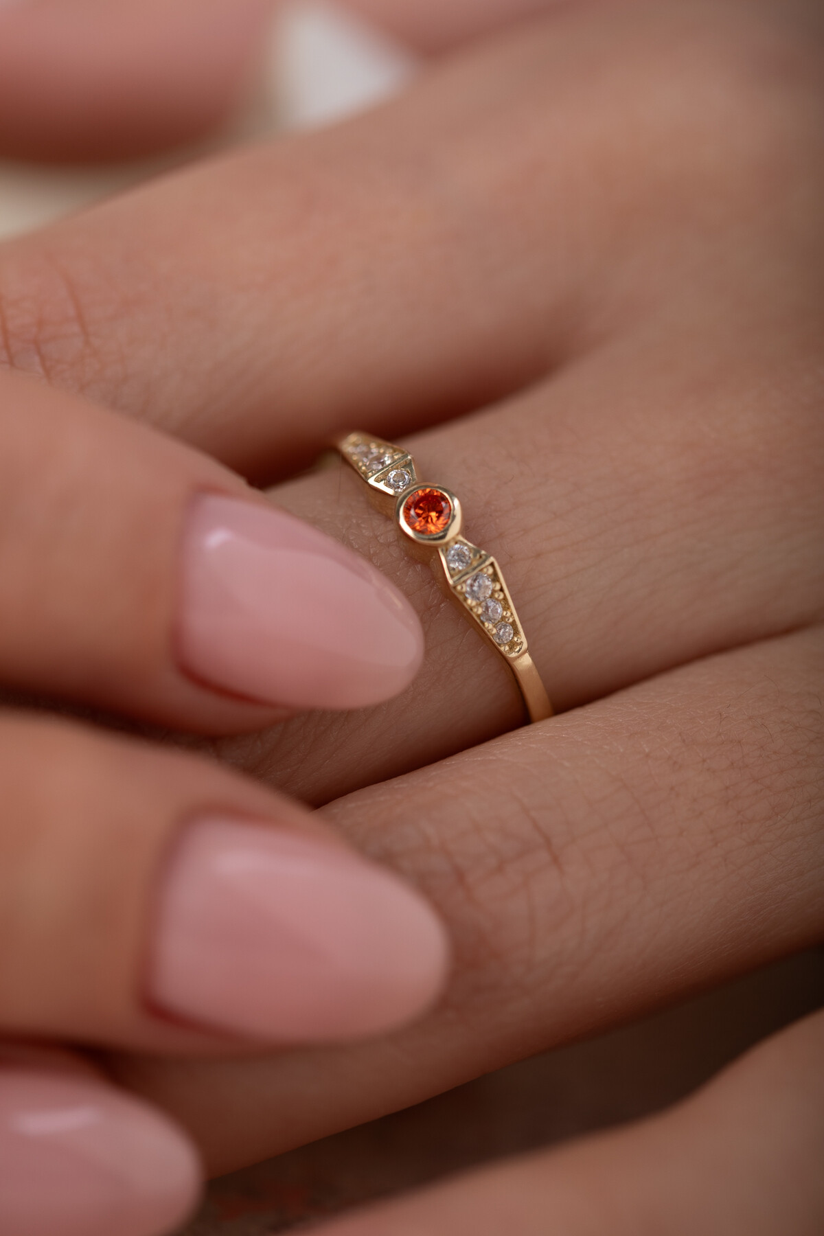 14 Ayar Altın Turuncu Taşlı Yüzük