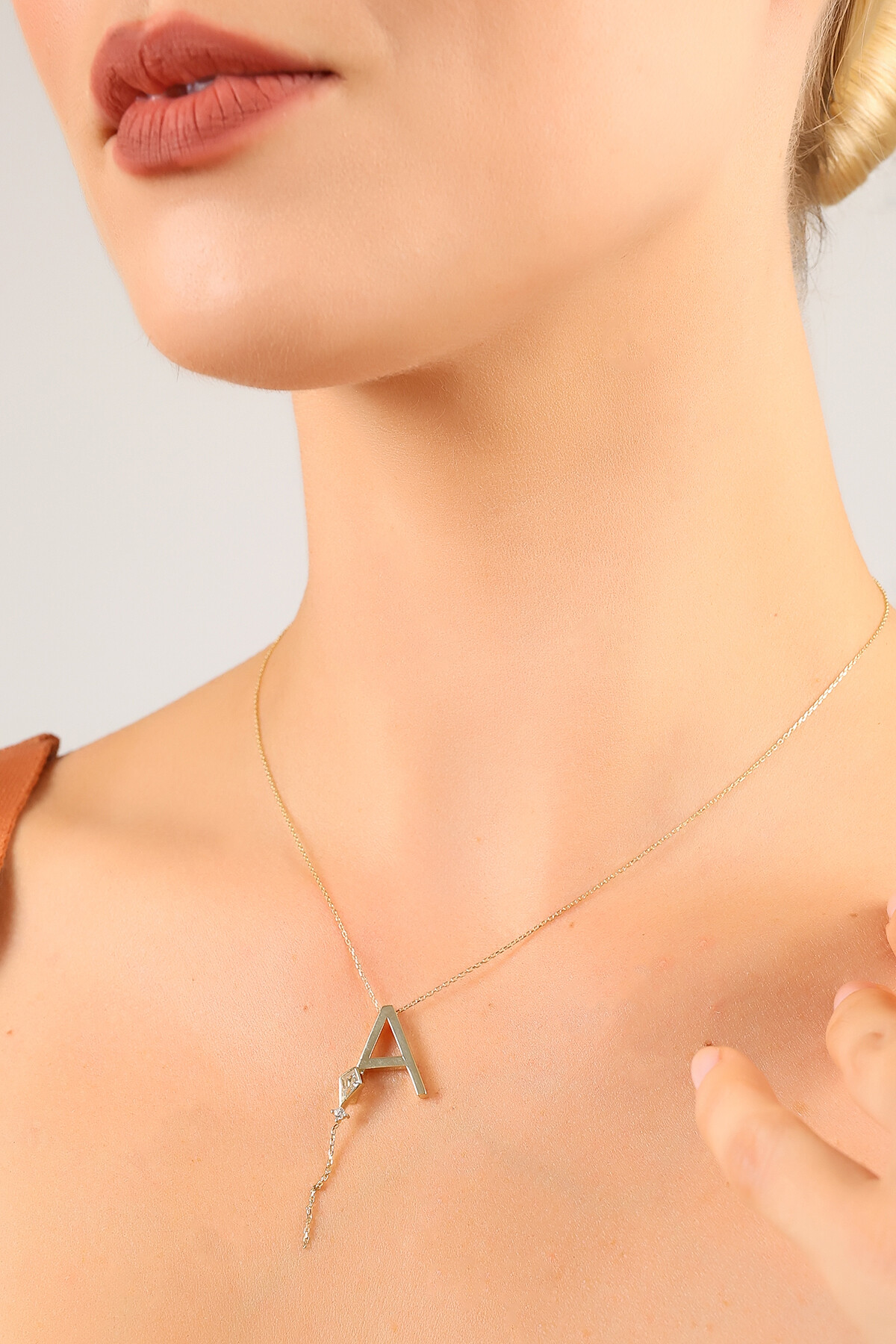 14 Ayar Altın Uçurtma  A Harfi Kolye