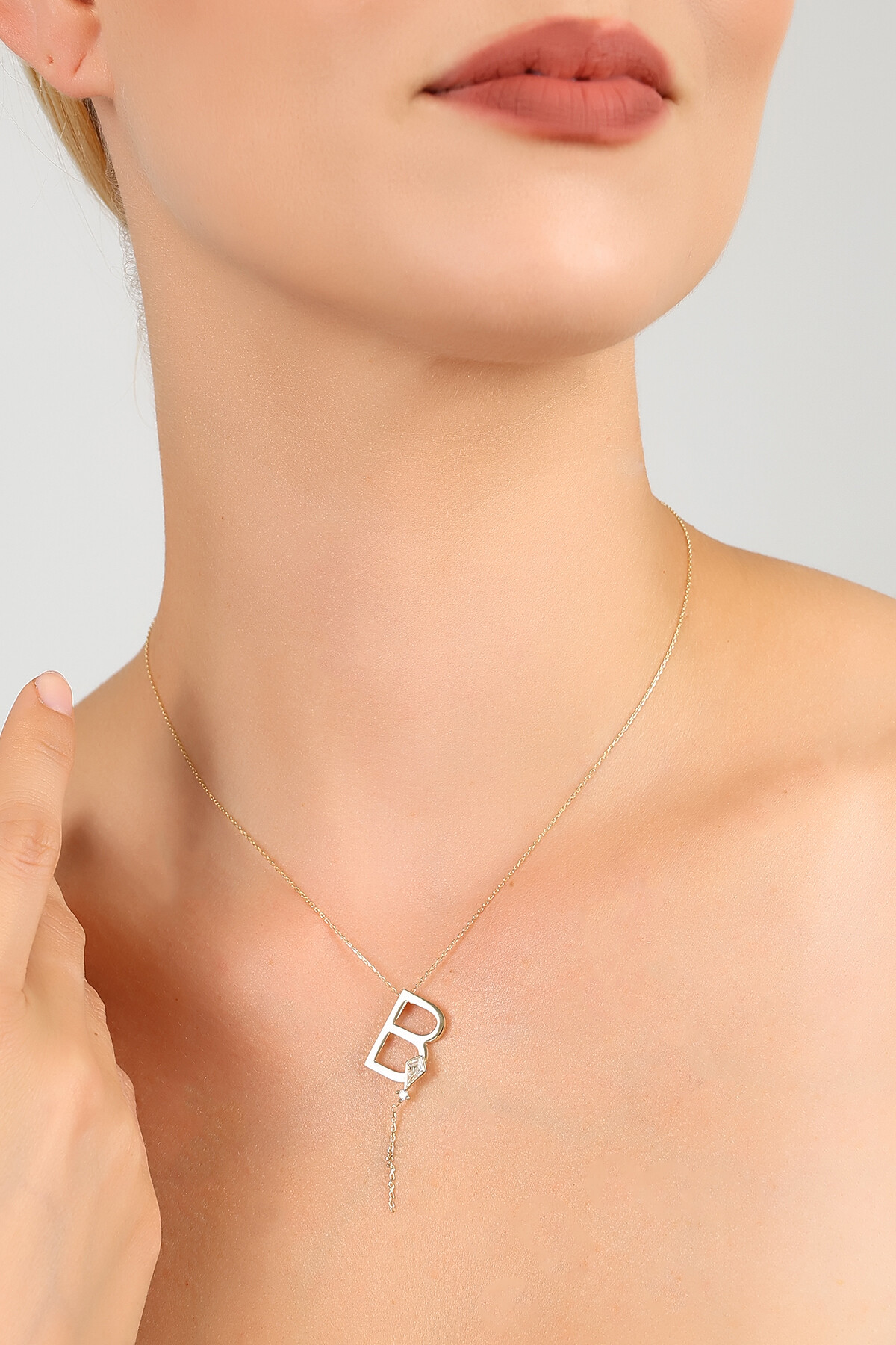 14 Ayar Altın Uçurtma  B Harfi Kolye