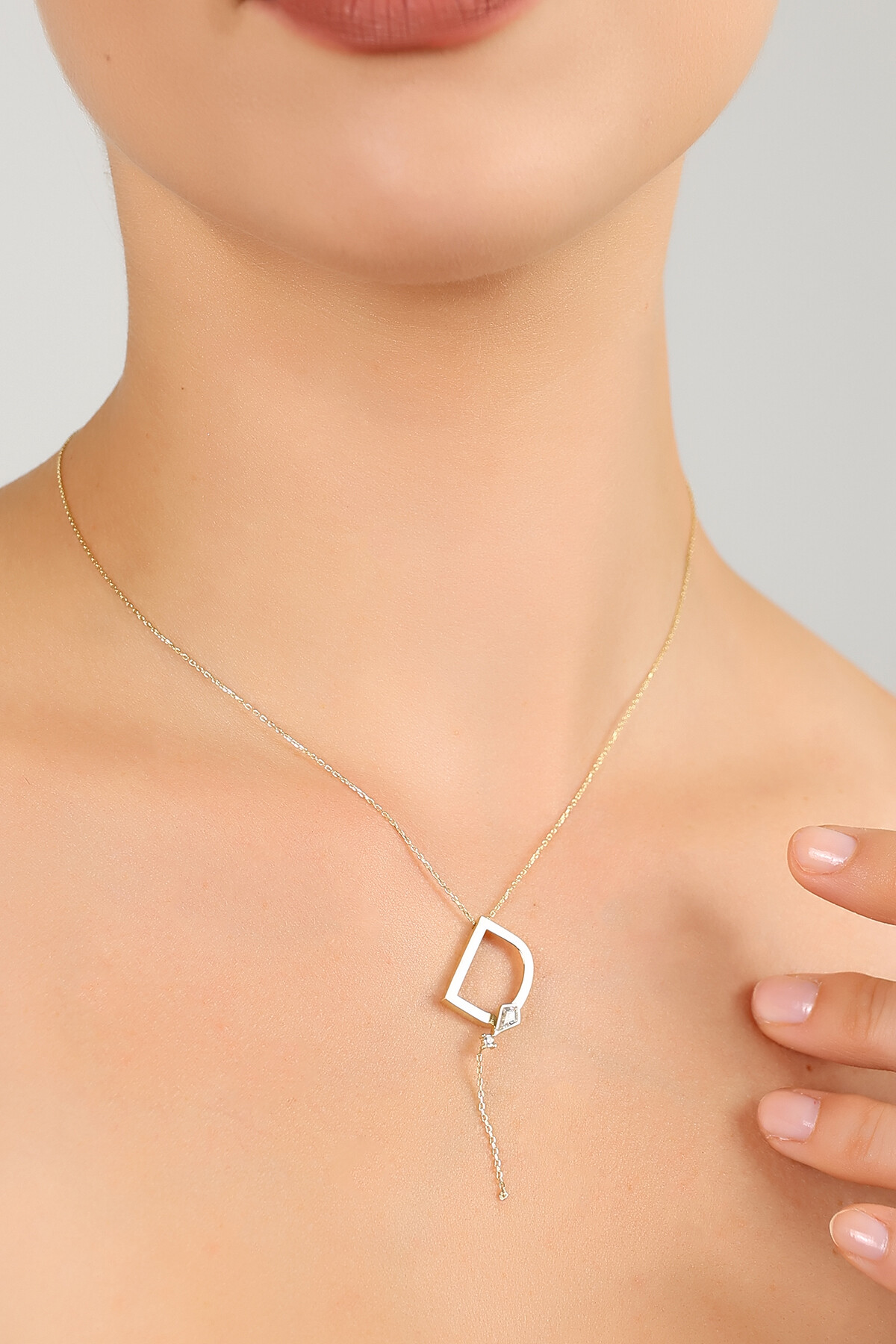 14 Ayar Altın Uçurtma  D Harfi Kolye