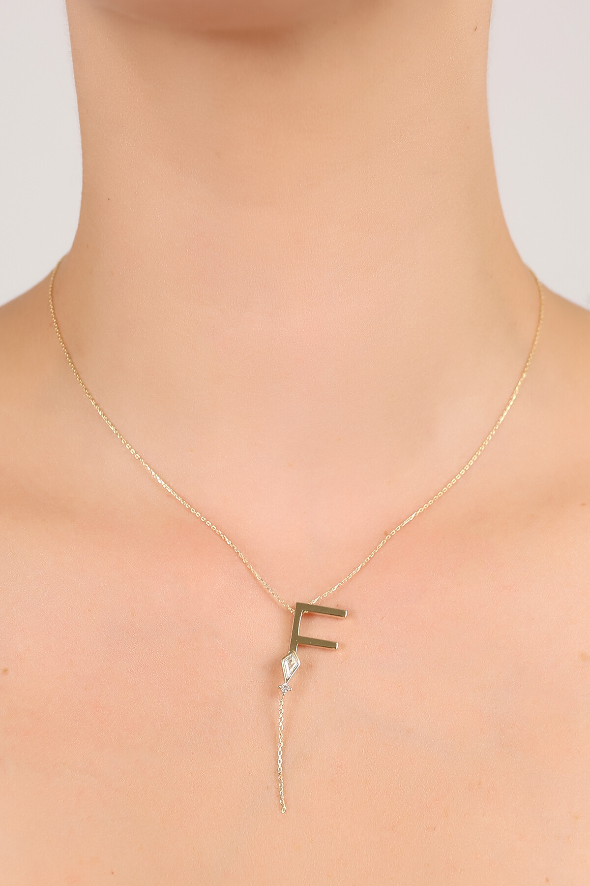 14 Ayar Altın Uçurtma  F Harfi Kolye