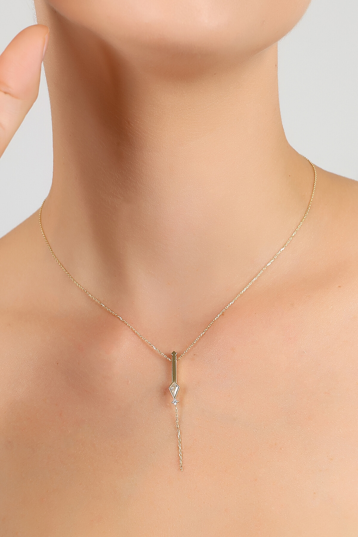 14 Ayar Altın Uçurtma  İ Harfi Kolye