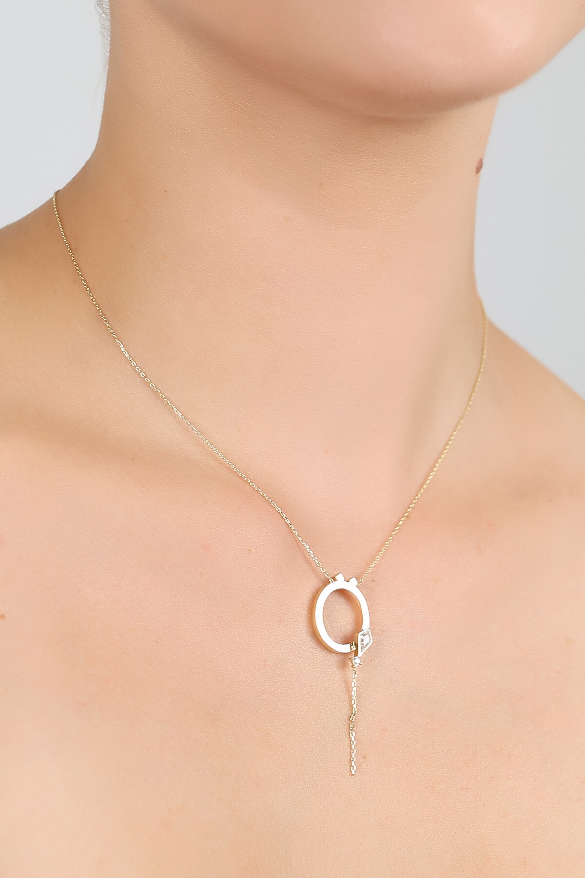 14 Ayar Altın Uçurtma  Ö Harfi Kolye