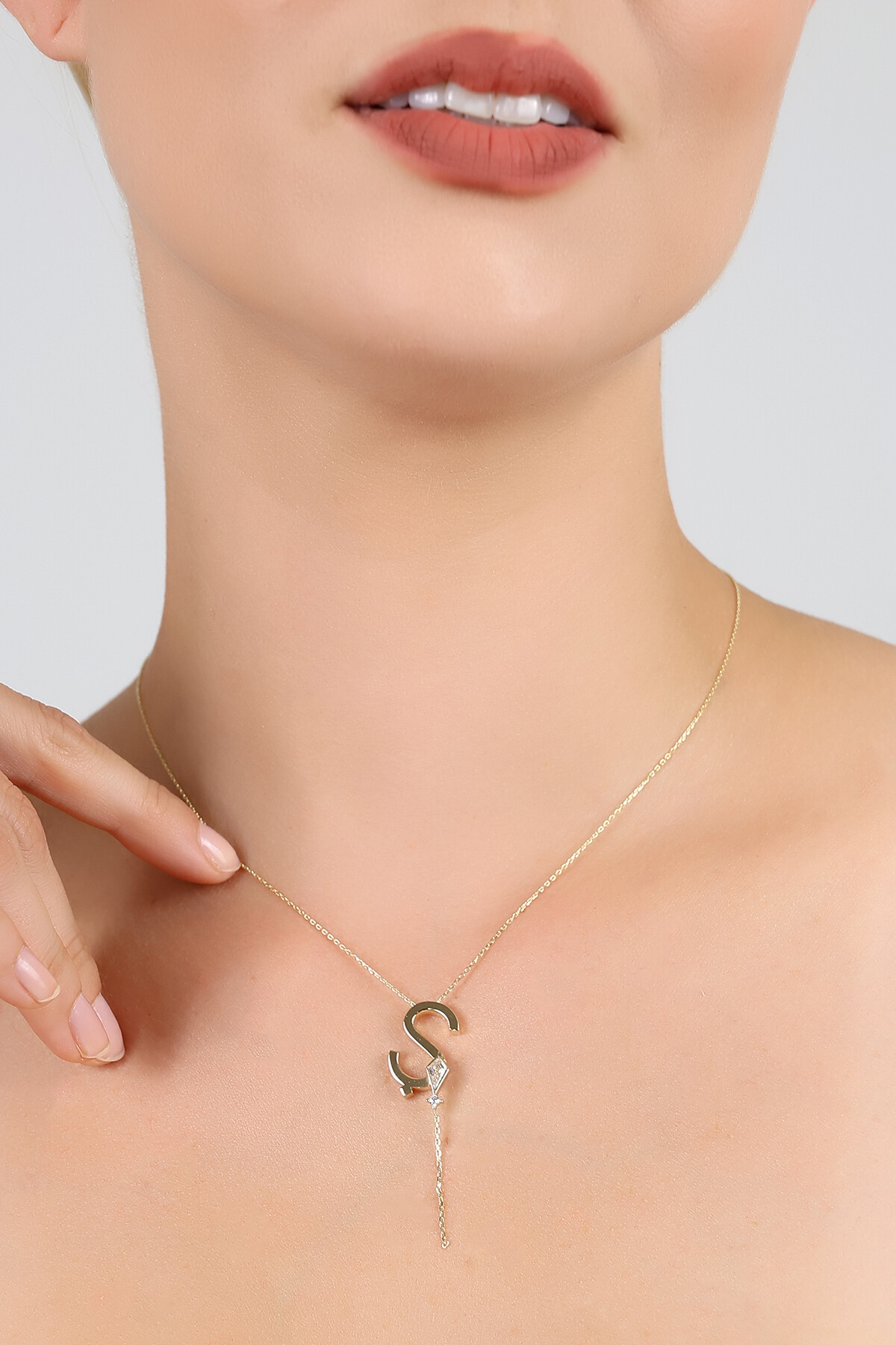 14 Ayar Altın Uçurtma  Ş Harfi Kolye