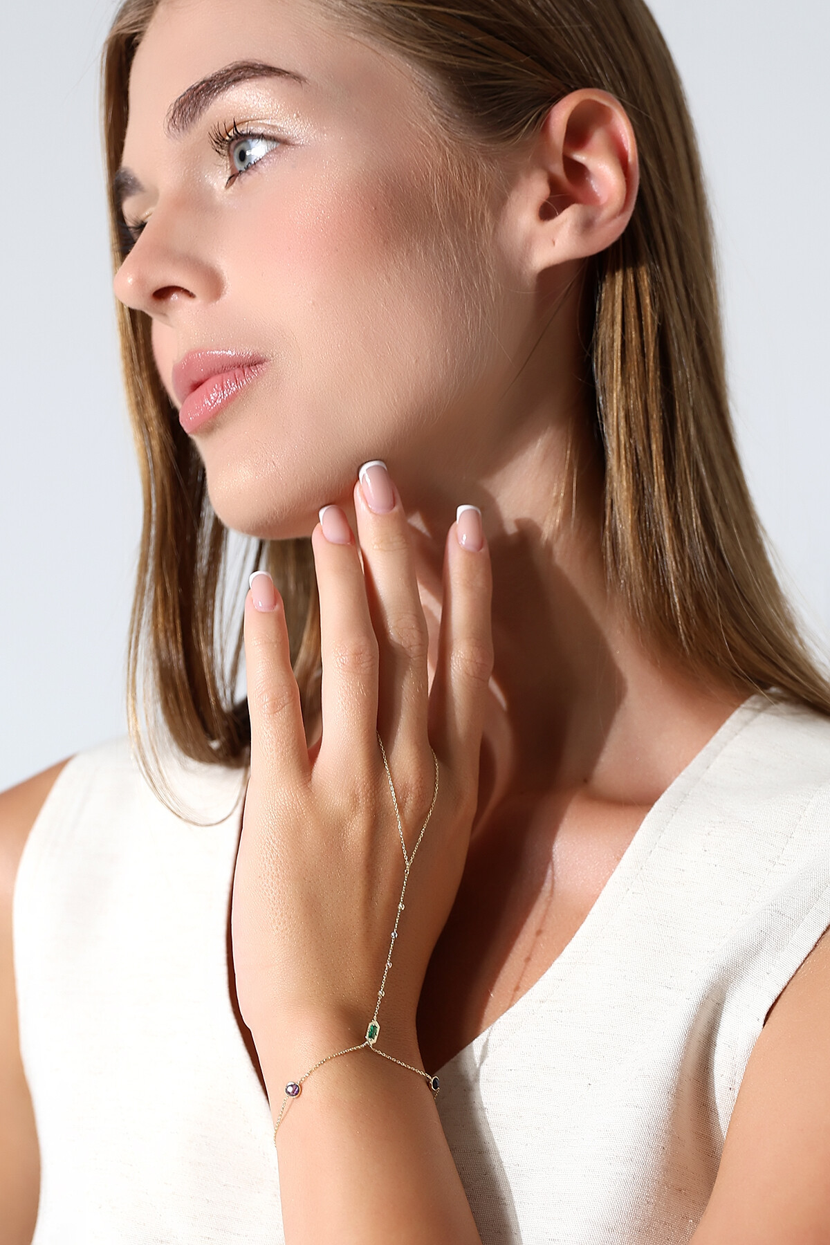 14 Ayar Altın Yeşil Taş Dorikalı Şahmeran