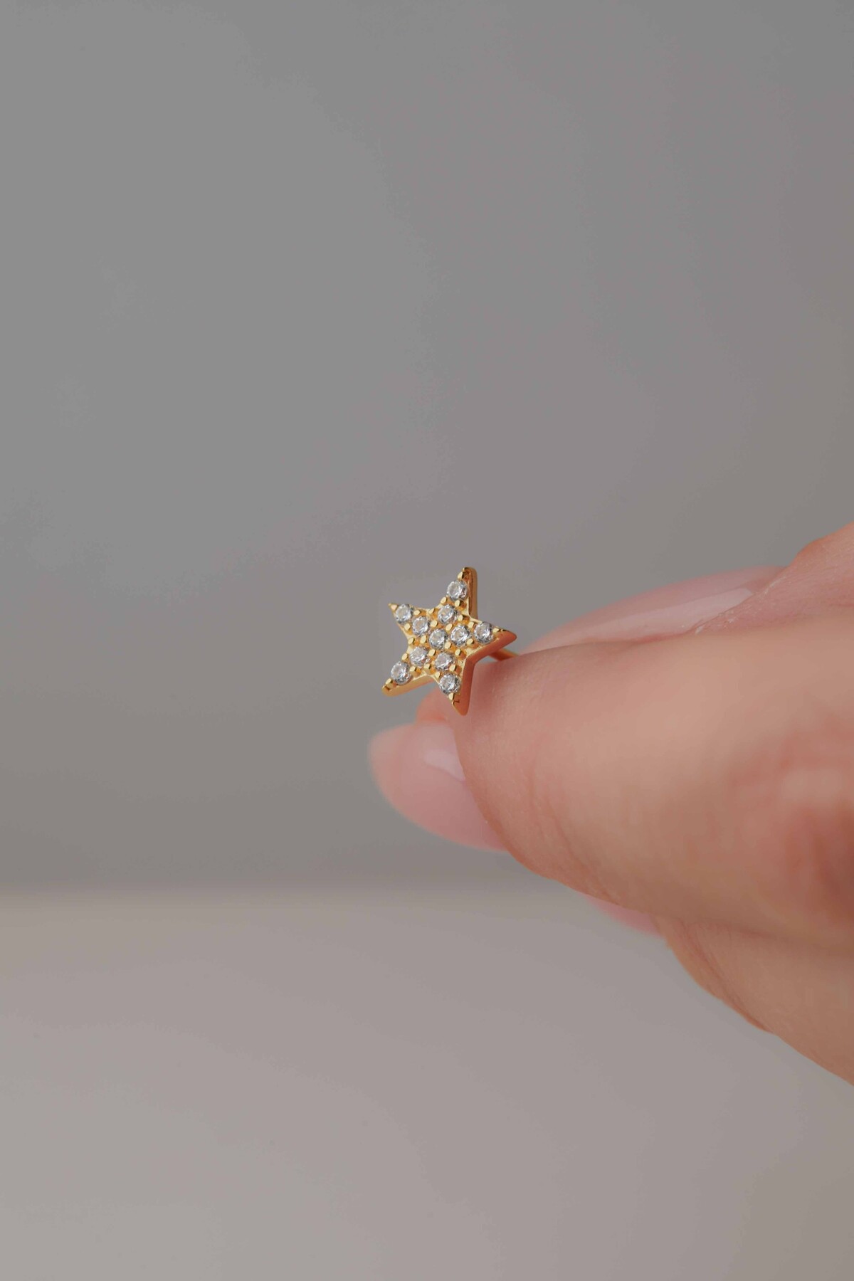 14 Ayar Altın Yıldız Küpe