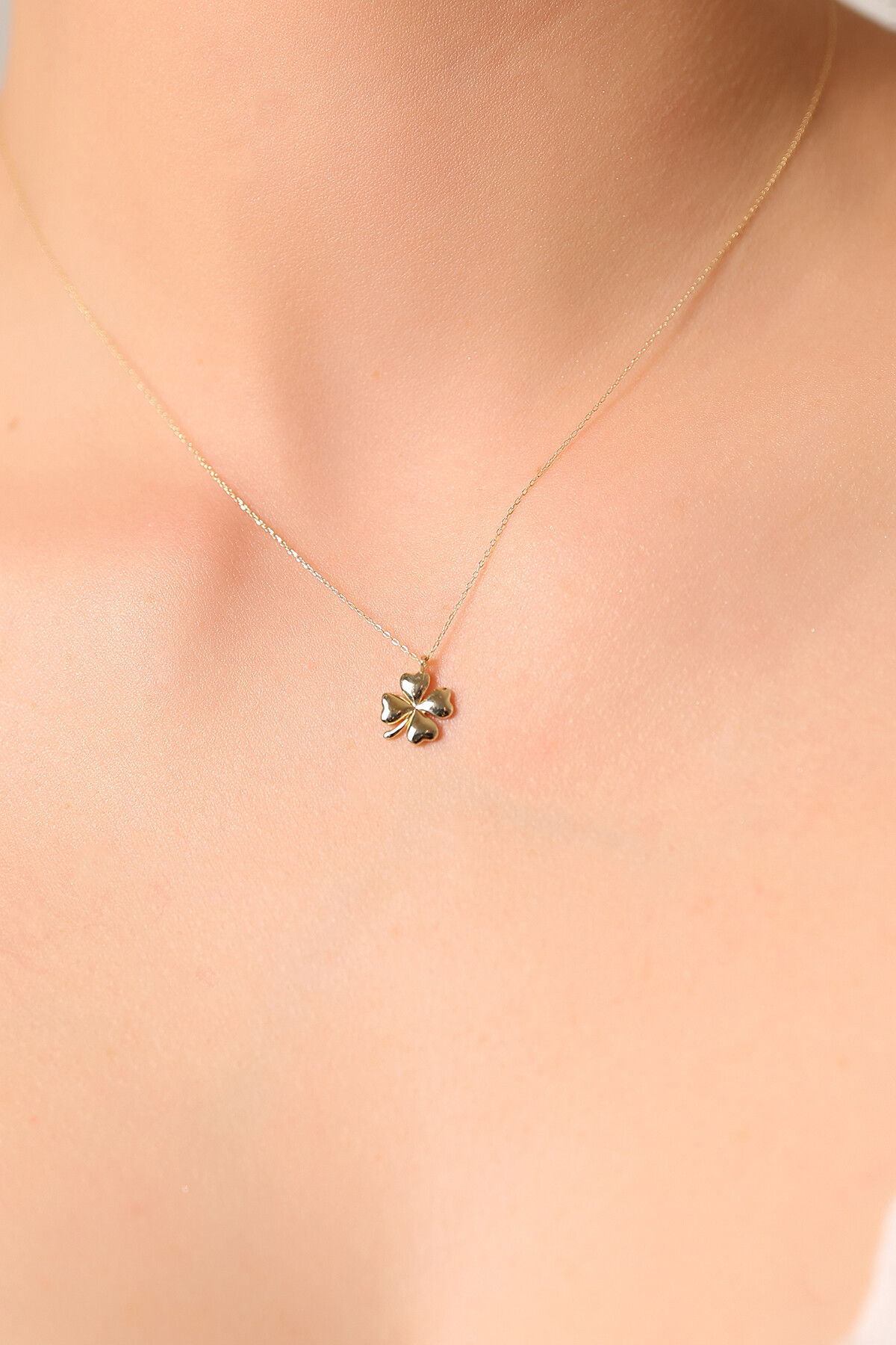 14 Ayar Altın Yonca Kolye