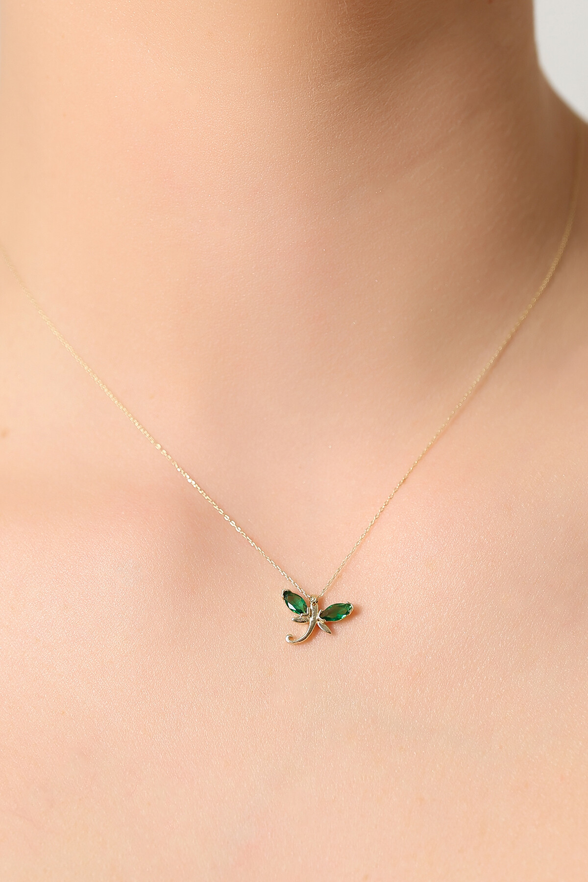 14 Ayar Altın Yusufcuk Kolye