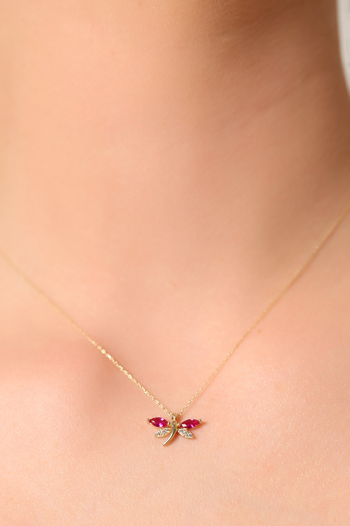 14 Ayar Altın Yusufcuk Kolye