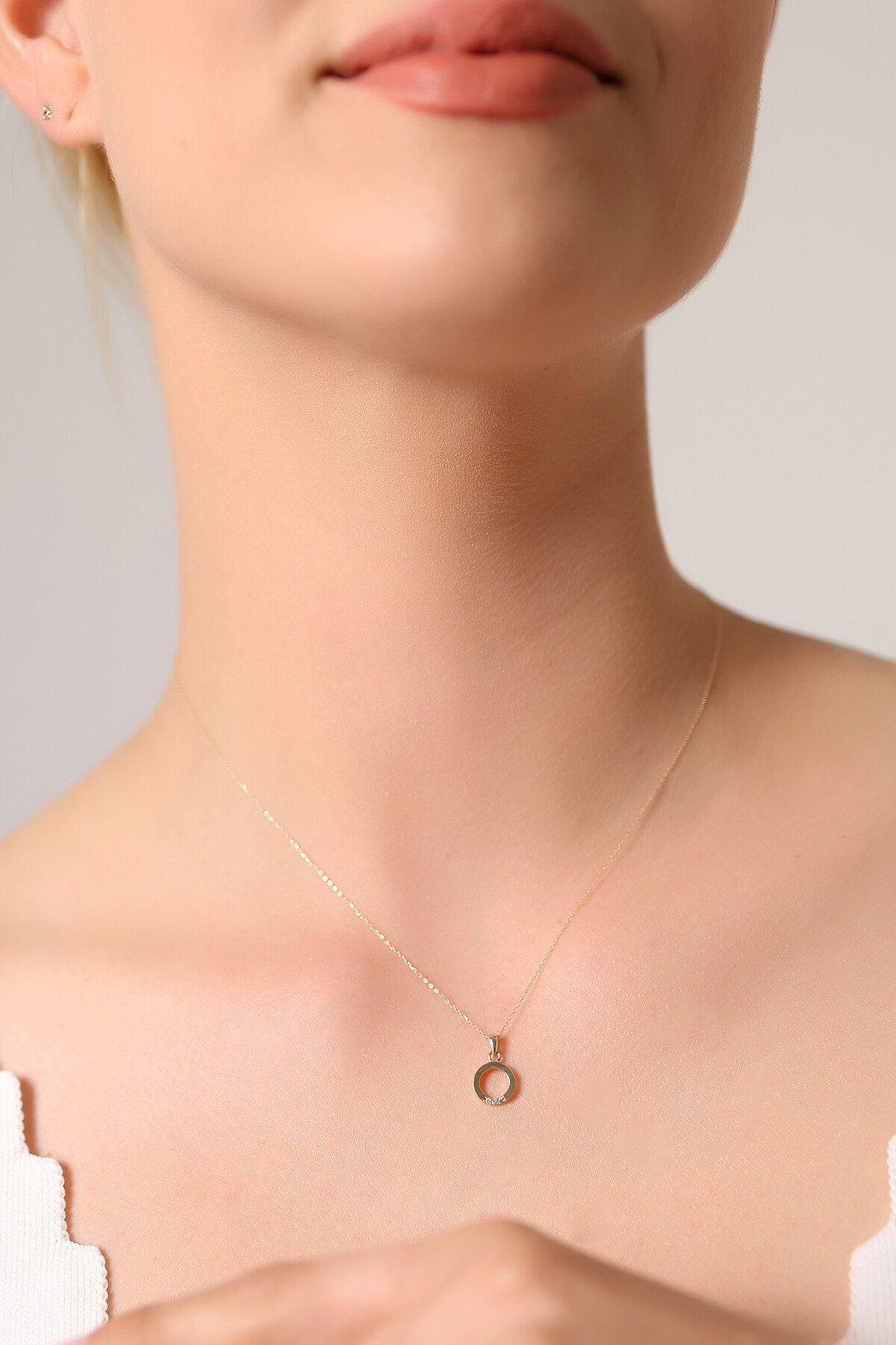 14 Ayar Altın Yuvarlak Kolye