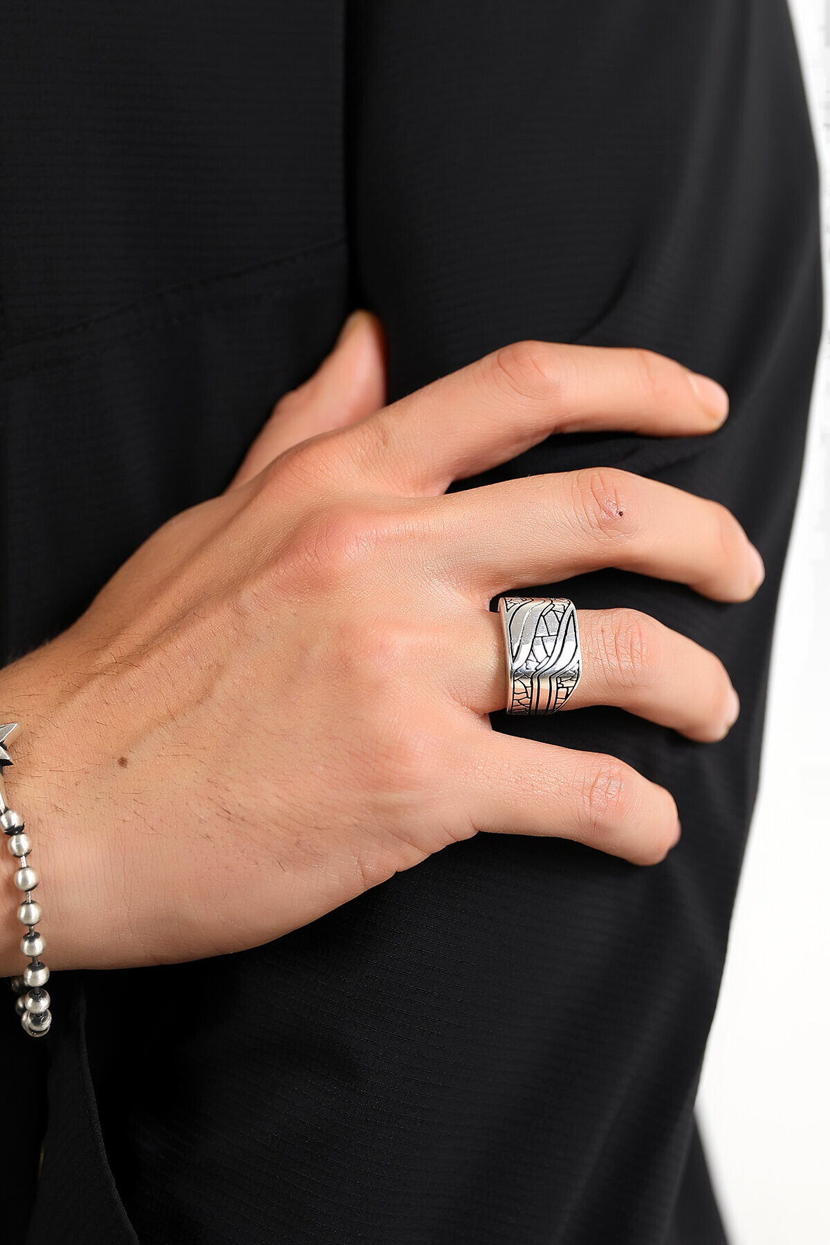 Gümüş Eskitme Model Kare Erkek Yüzük