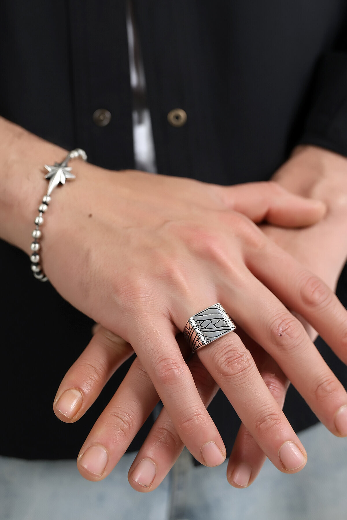 Gümüş Eskitme Model Kare Erkek Yüzük