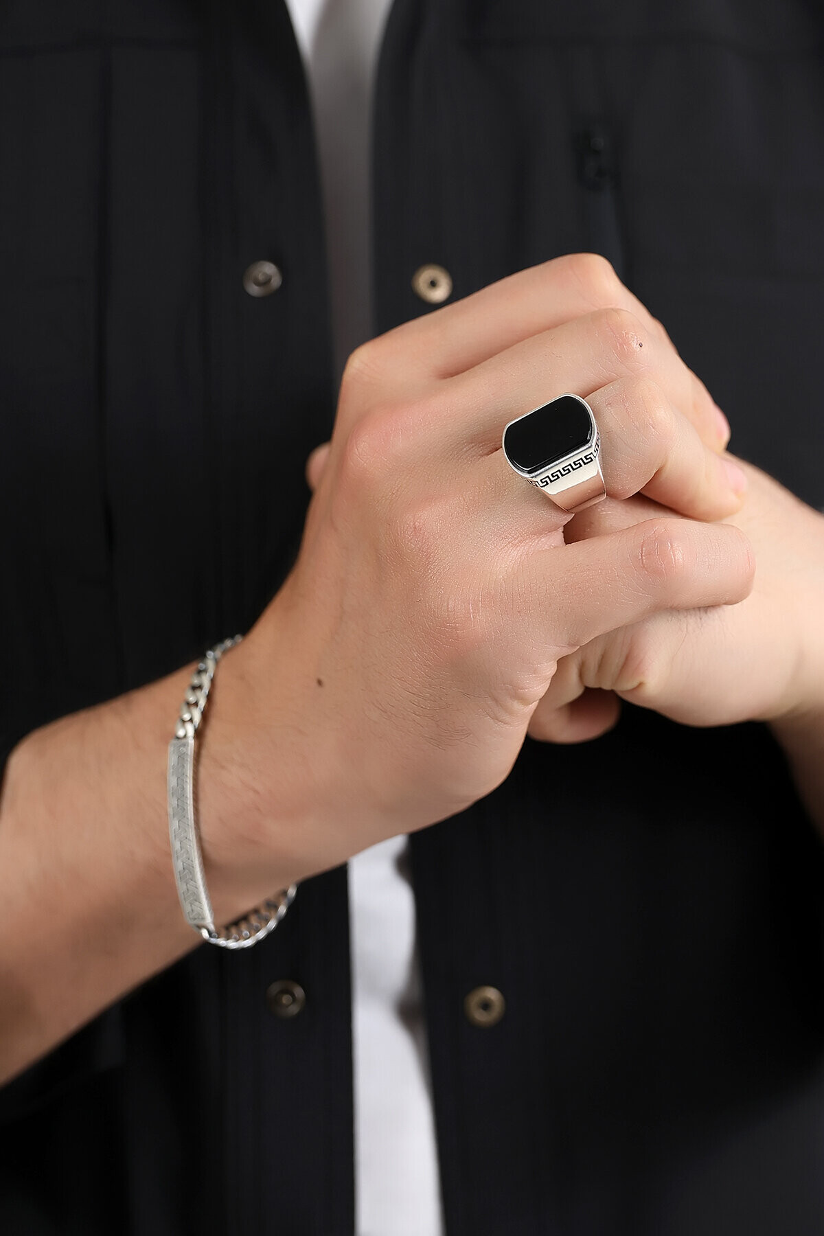 Gümüş Grek Desenli Oniks Taşlı Yüzük