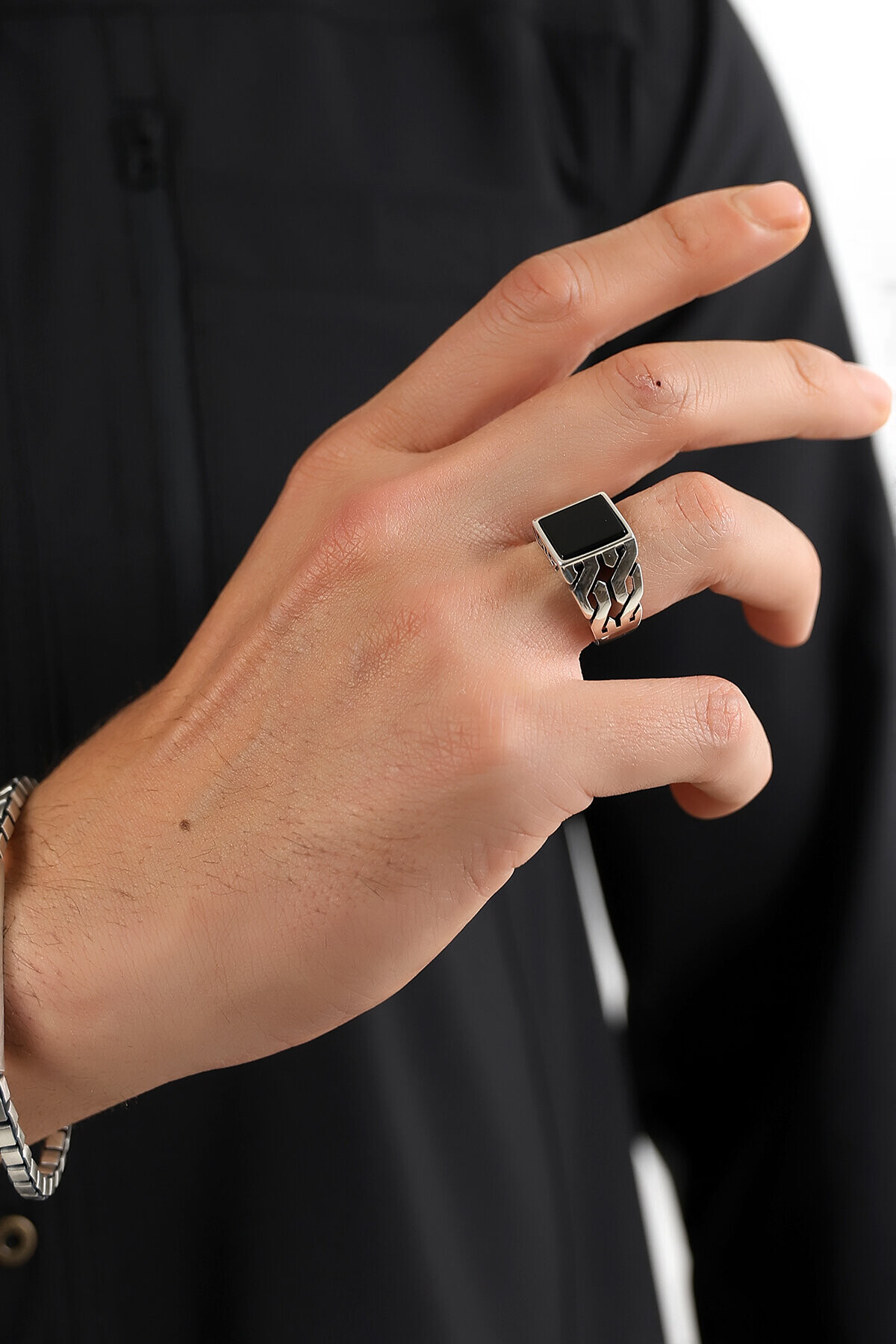 Gümüş Kare Taşlı Oniks Erkek Yüzük