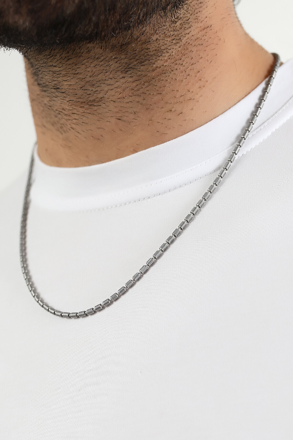 Gümüş Kareli Yuvarlak  Erkek Kolye 