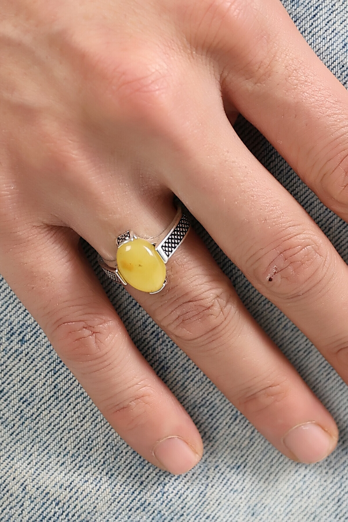 Gümüş Kehribar Taşlı Yüzük