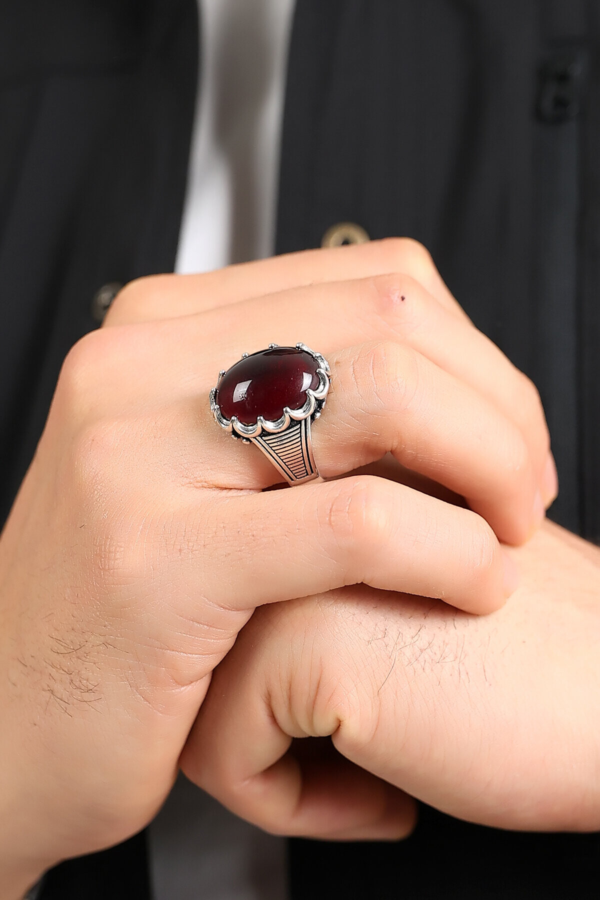 Gümüş Kırmızı Akik Taşlı Oval Kesim Erkek Yüzük 