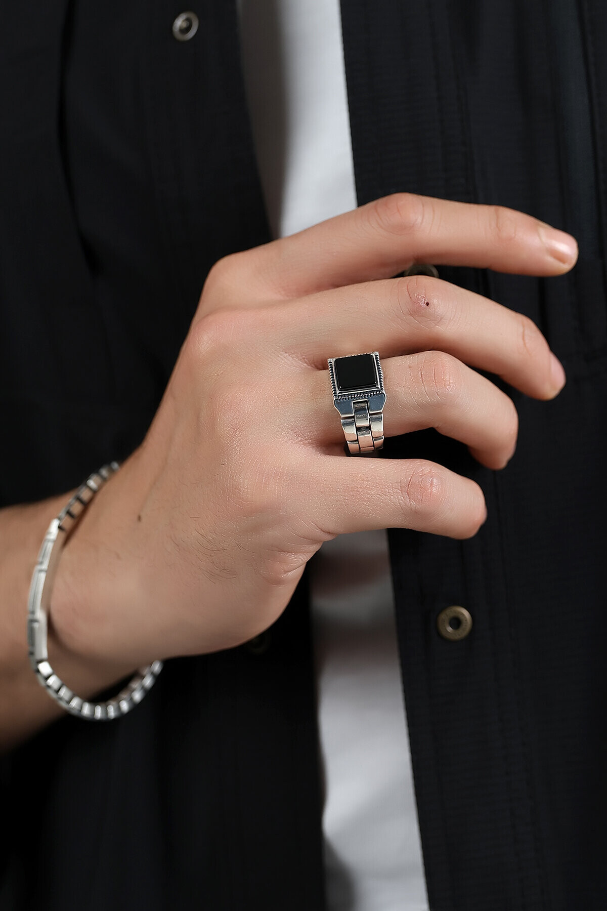 Gümüş Oniks Taşlı Kare Model  Yüzük