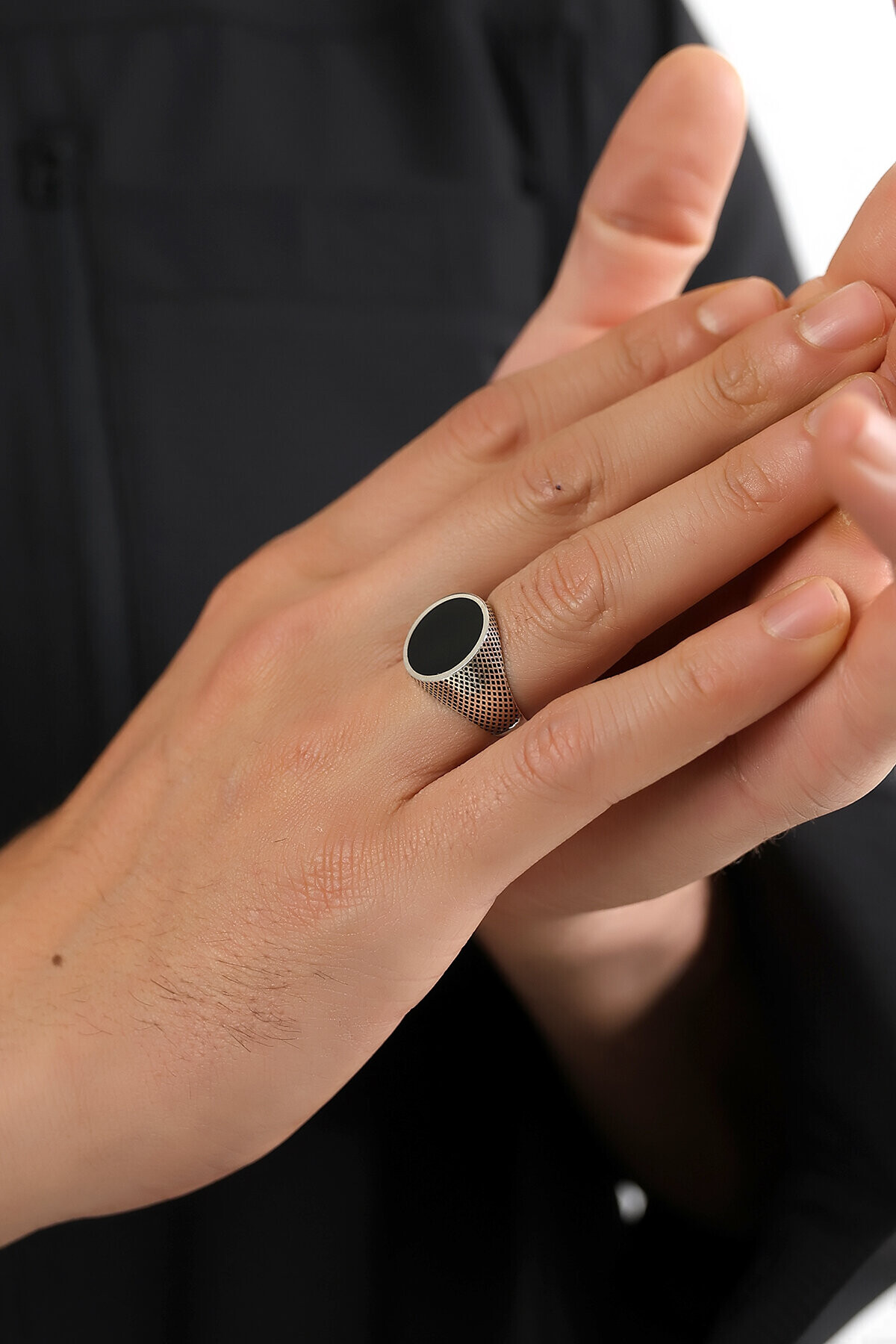 Gümüş Oniks Taşlı Oval Yüzük 