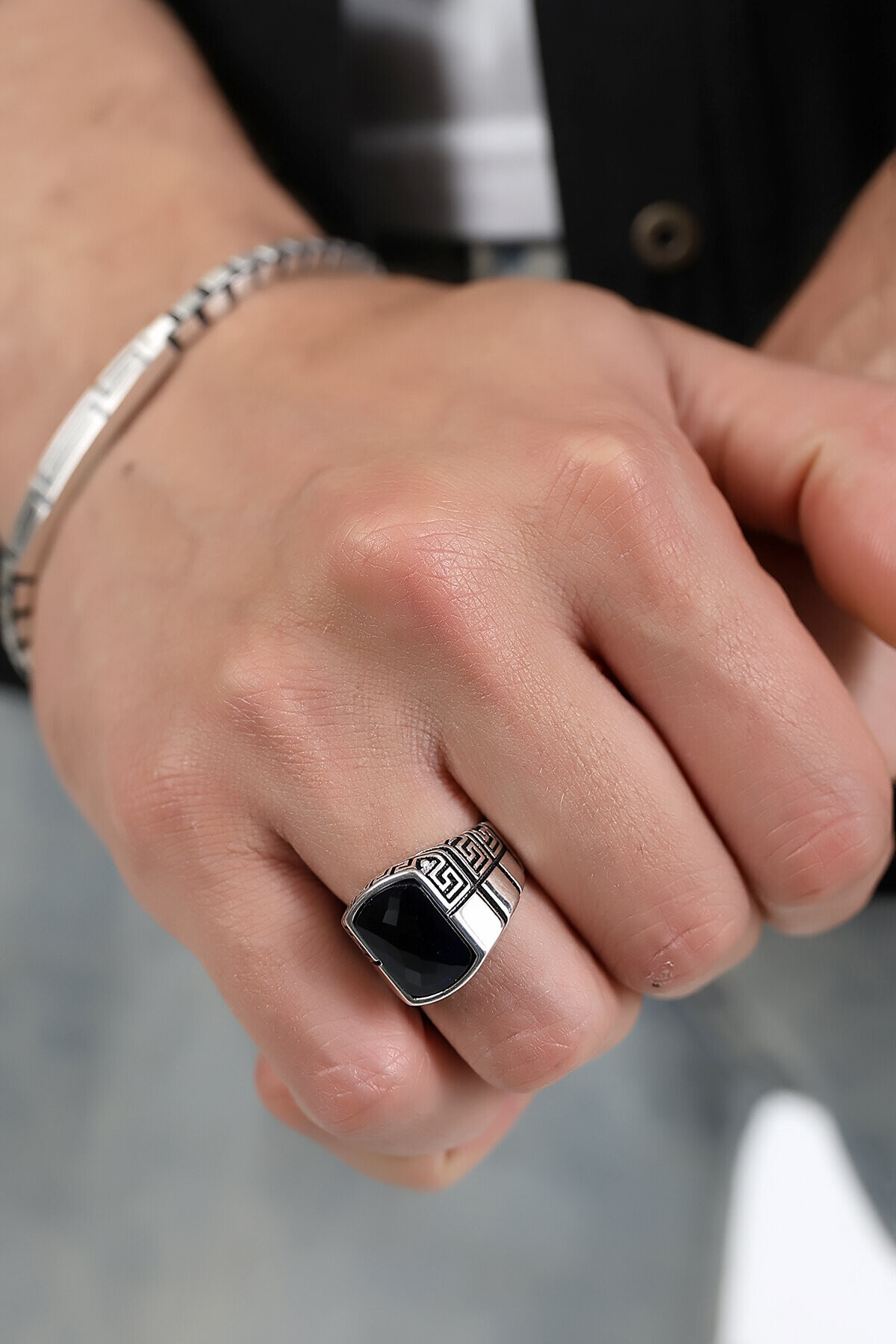 Gümüş Onix Taşlı Grek Desenli Yüzük 