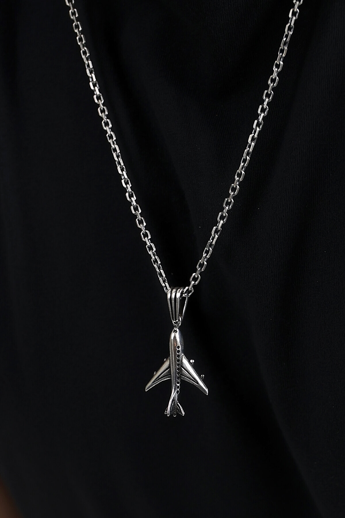  Gümüş Uçak Figürlü Kolye Ucu 