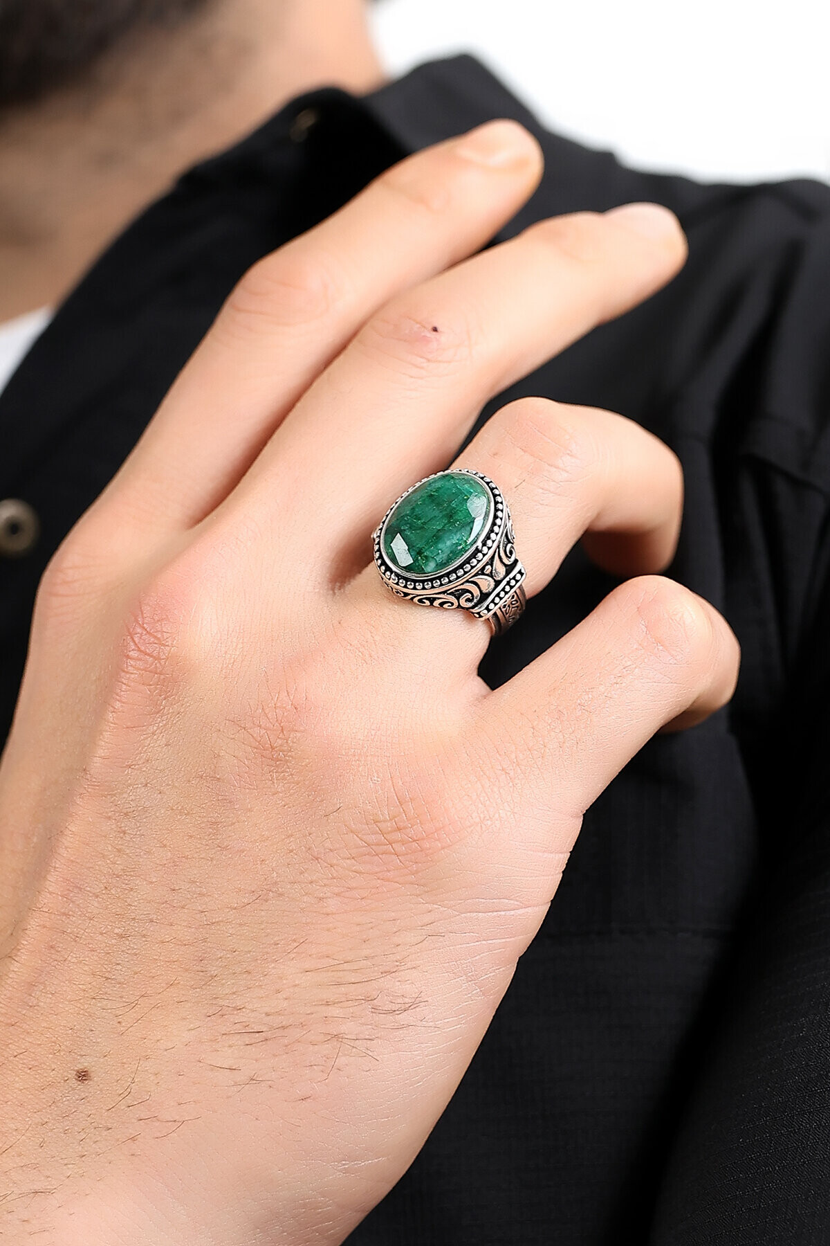 Gümüş Zümrüt Taşlı Oval Kesim Erkek Yüzük 