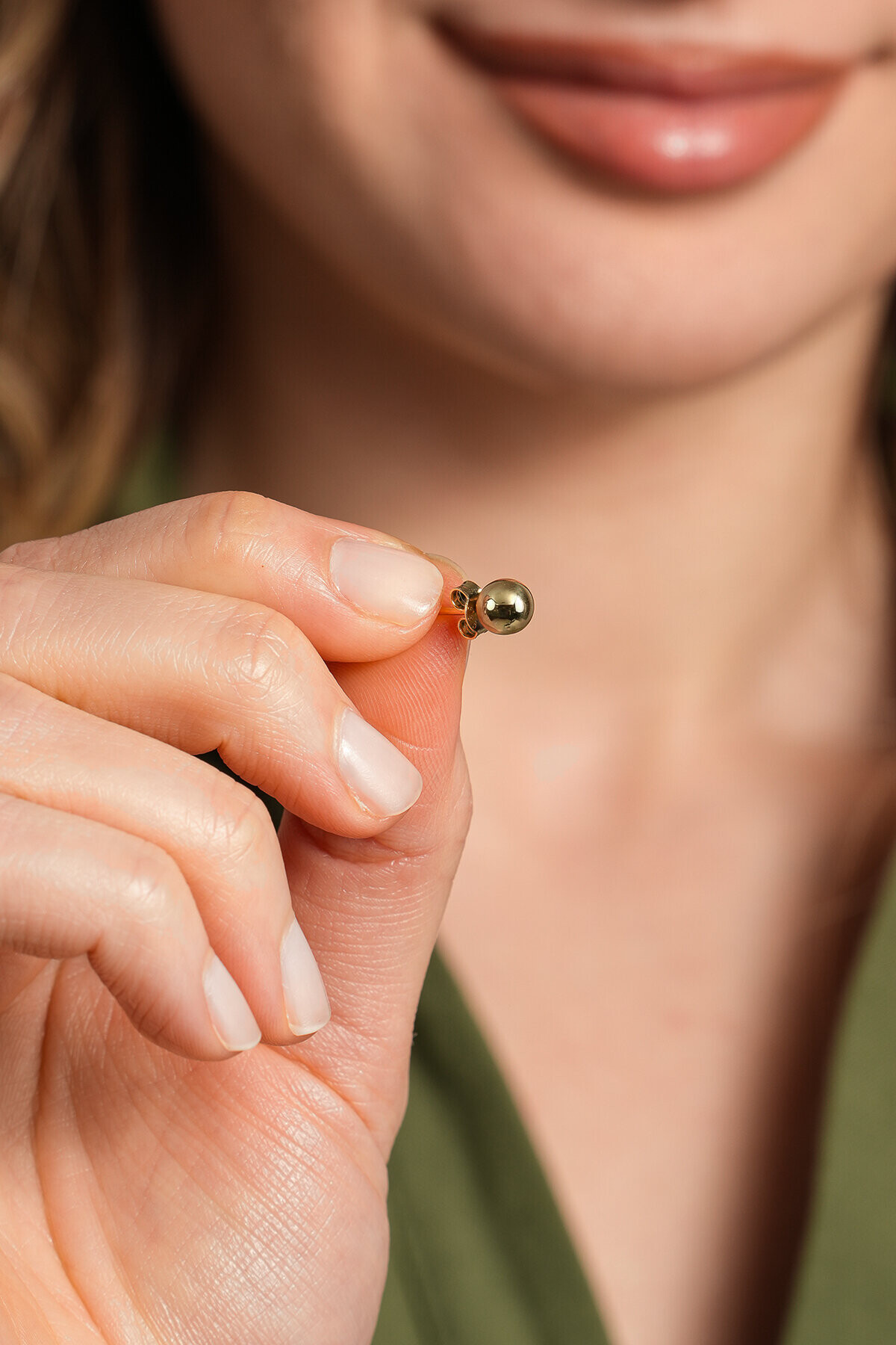 14 Ayar Altın Cilalı Top Küpe