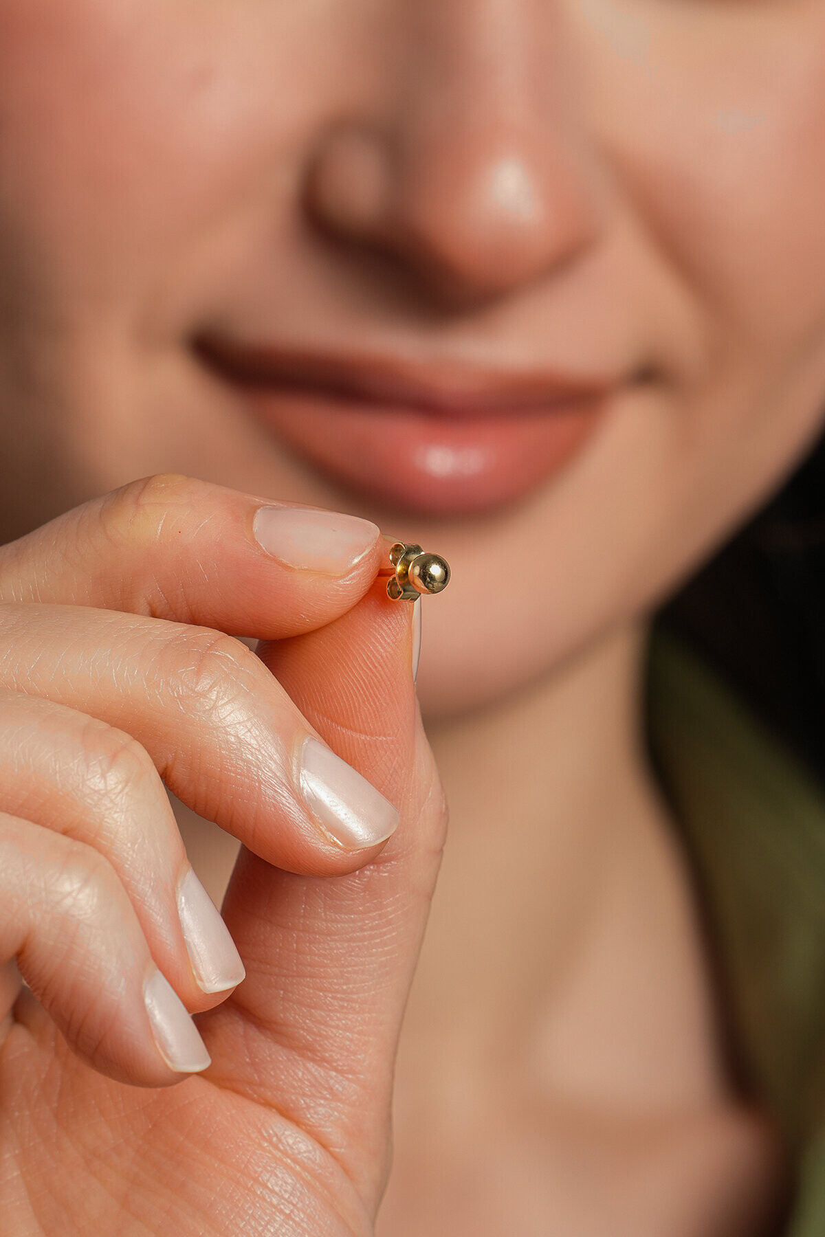 14 Ayar Altın Cilalı Top Küpe