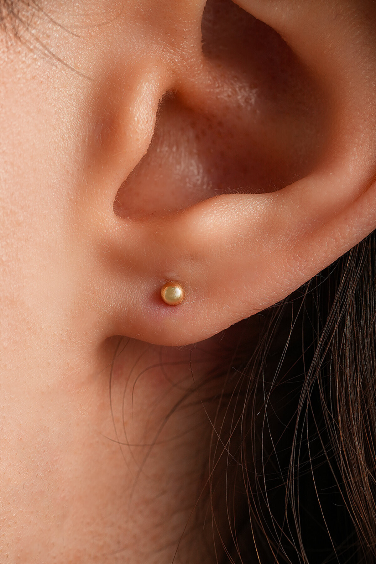 14 Ayar Altın Cilalı Top Küpe