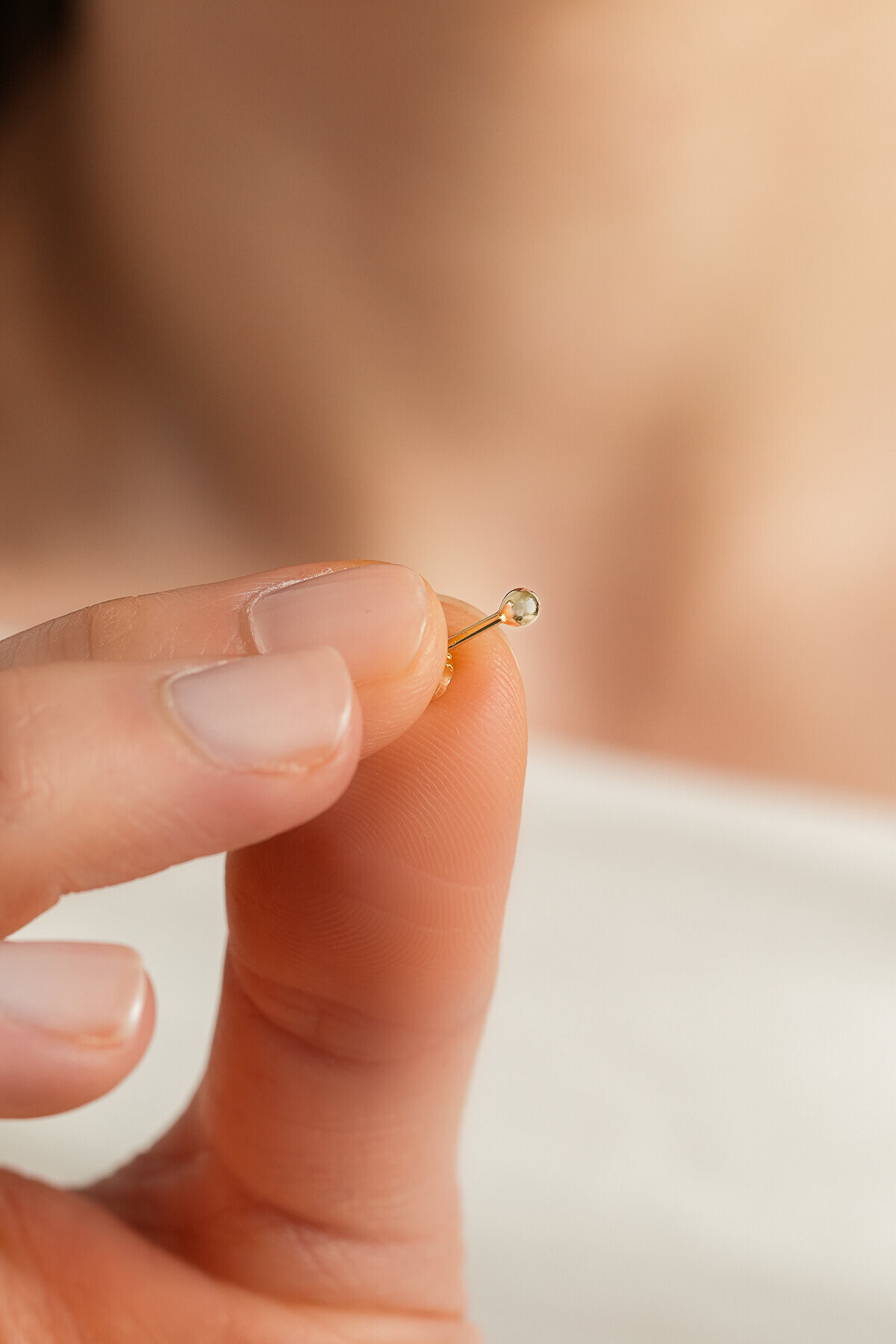 14 Ayar Altın Cilalı Top Küpe