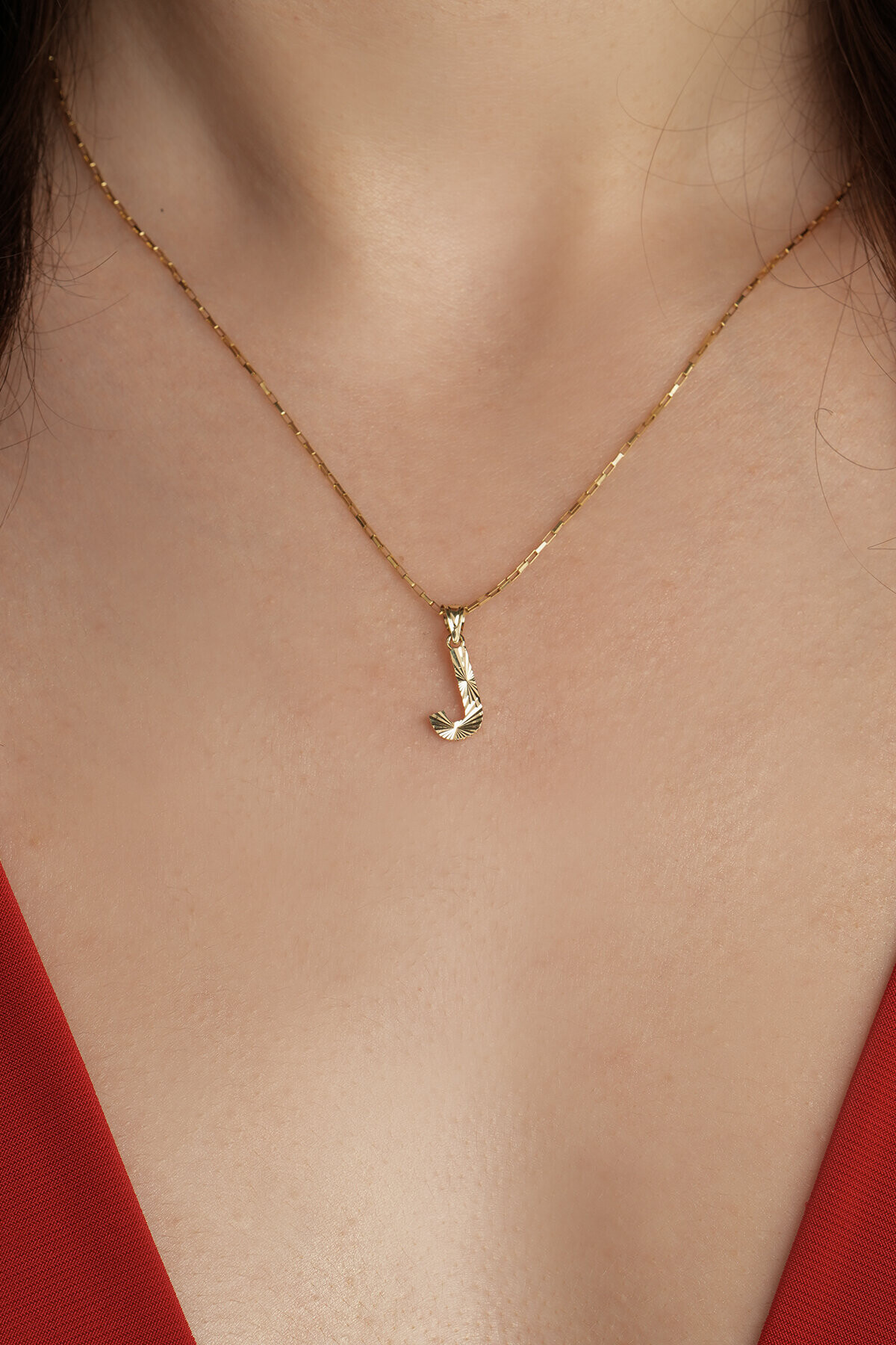 14 Ayar Altın J Harfi Kolye Ucu