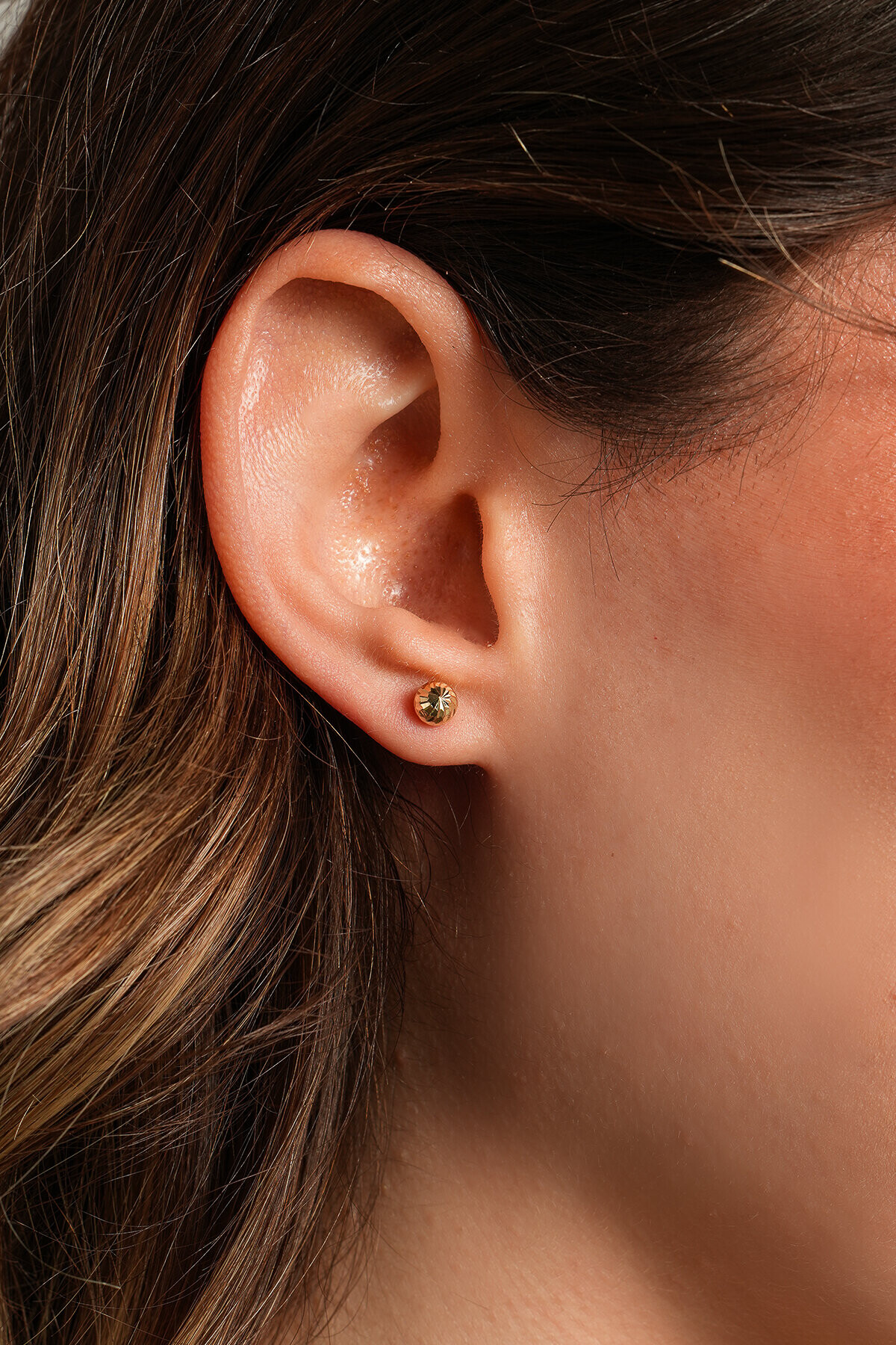 14 Ayar Altın Kalemli Top Küpe