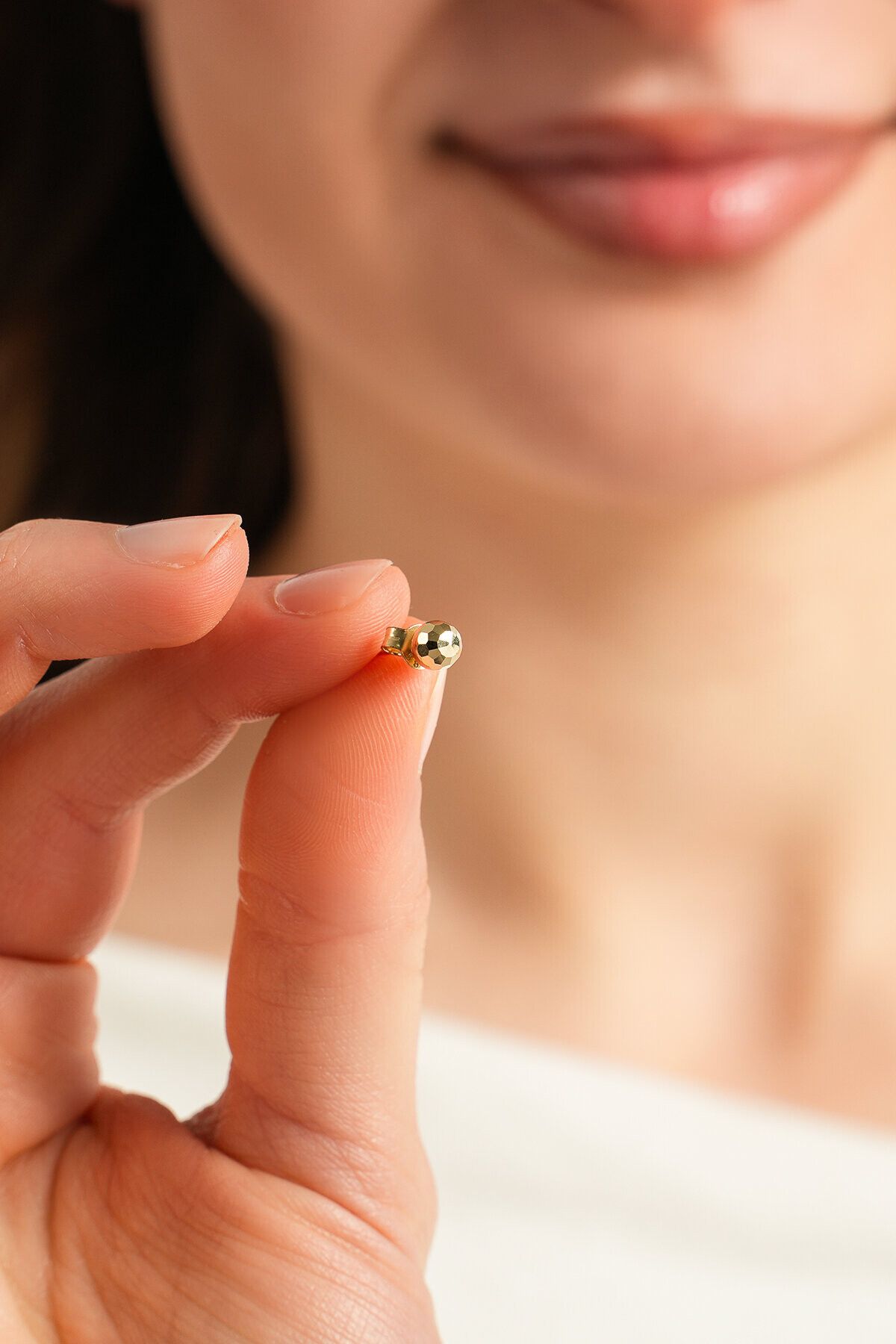 14 Ayar Altın Kalemli Top Küpe