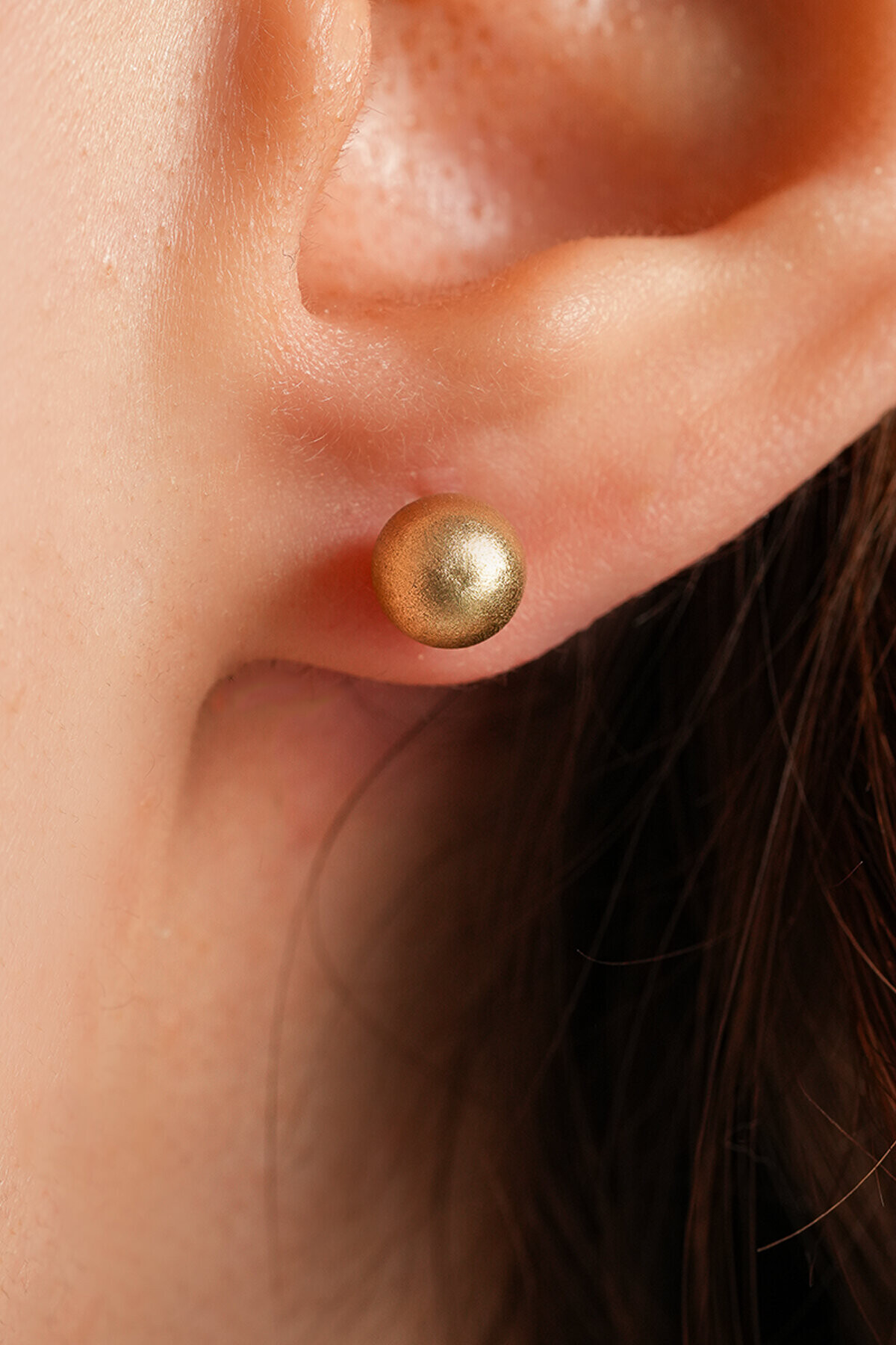 14 Ayar Altın Kumlu Top Küpe