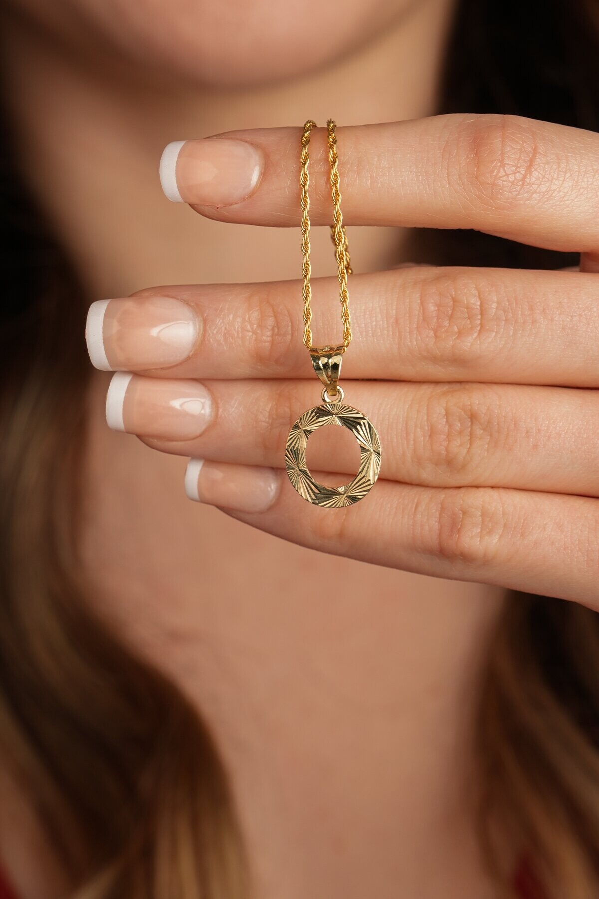 14 Ayar Altın O Harfi Kolye Ucu